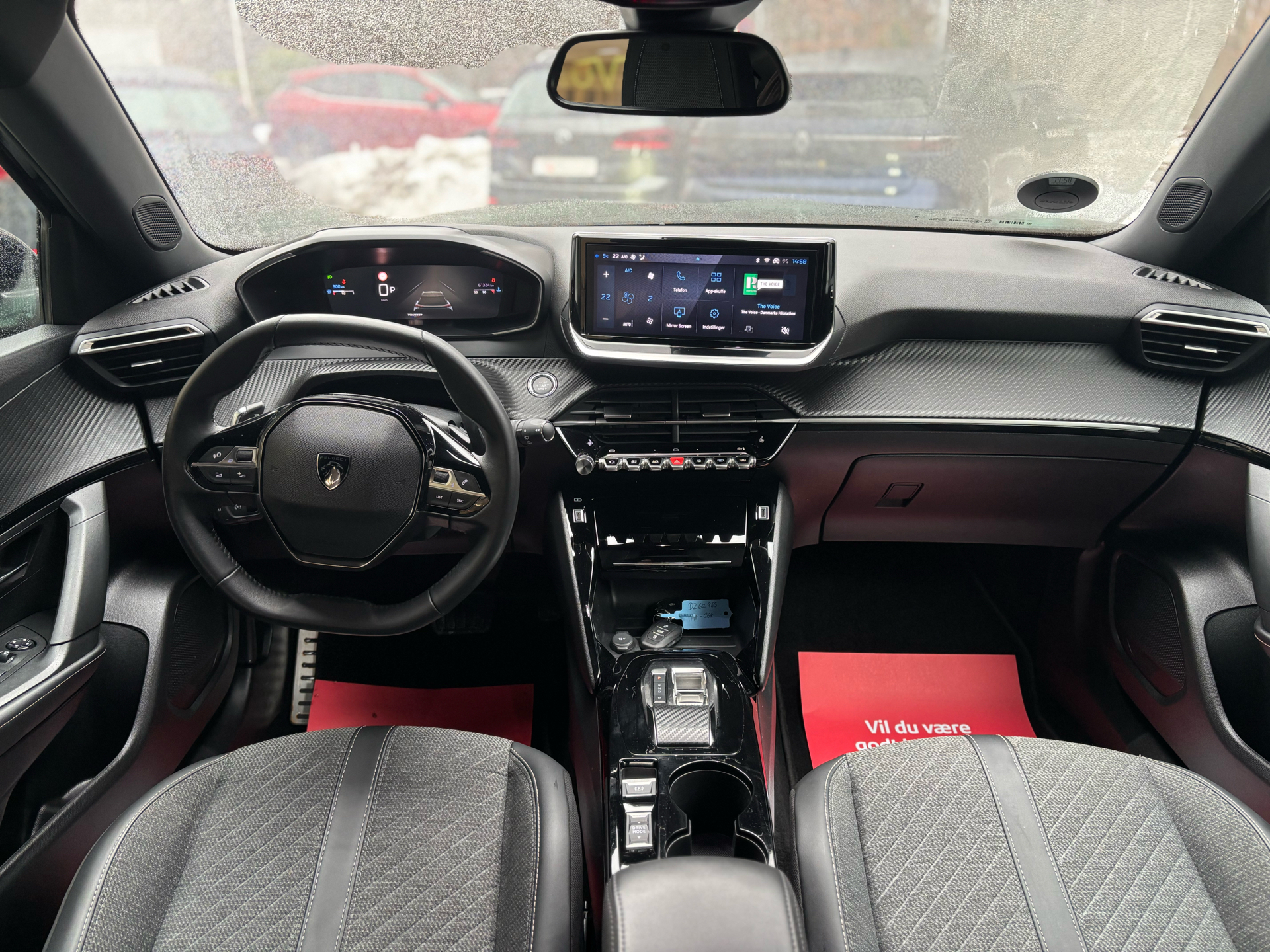 Billede af Peugeot 2008 1,2 PureTech Allure EAT8 130HK 5d 8g Aut.