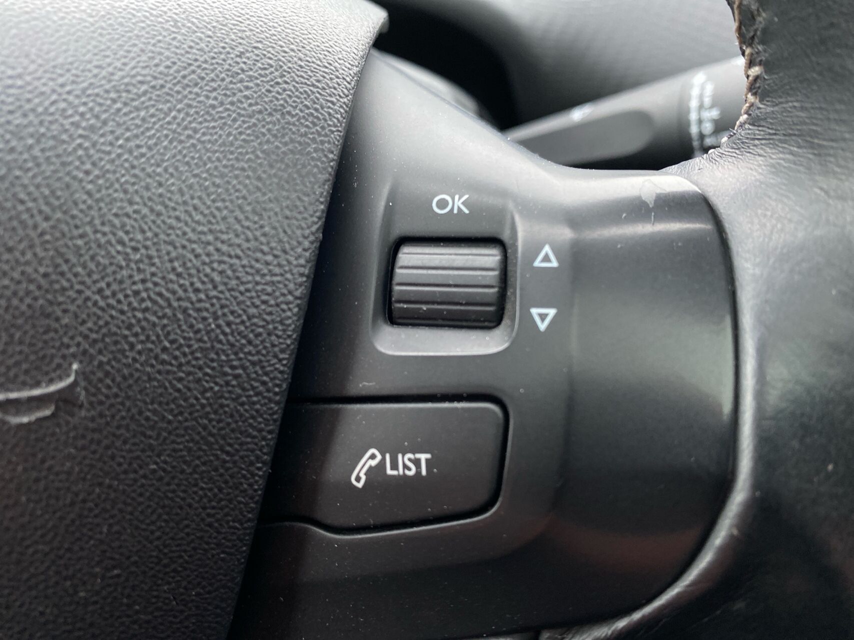 Billede af Peugeot 208 1,6 BlueHDi Desire Sky 100HK 5d