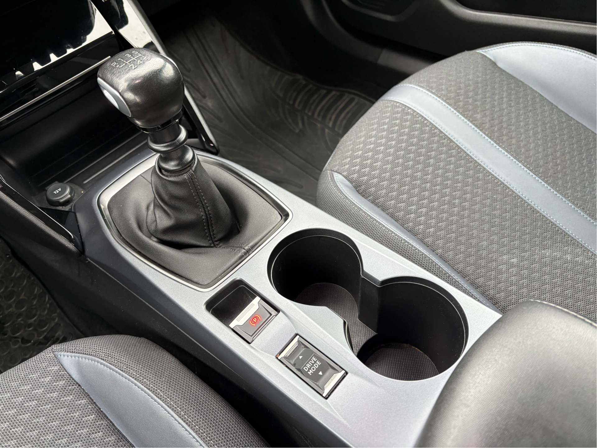 Billede af Peugeot 2008 1,5 BlueHDi Allure Pack 100HK 5d 6g