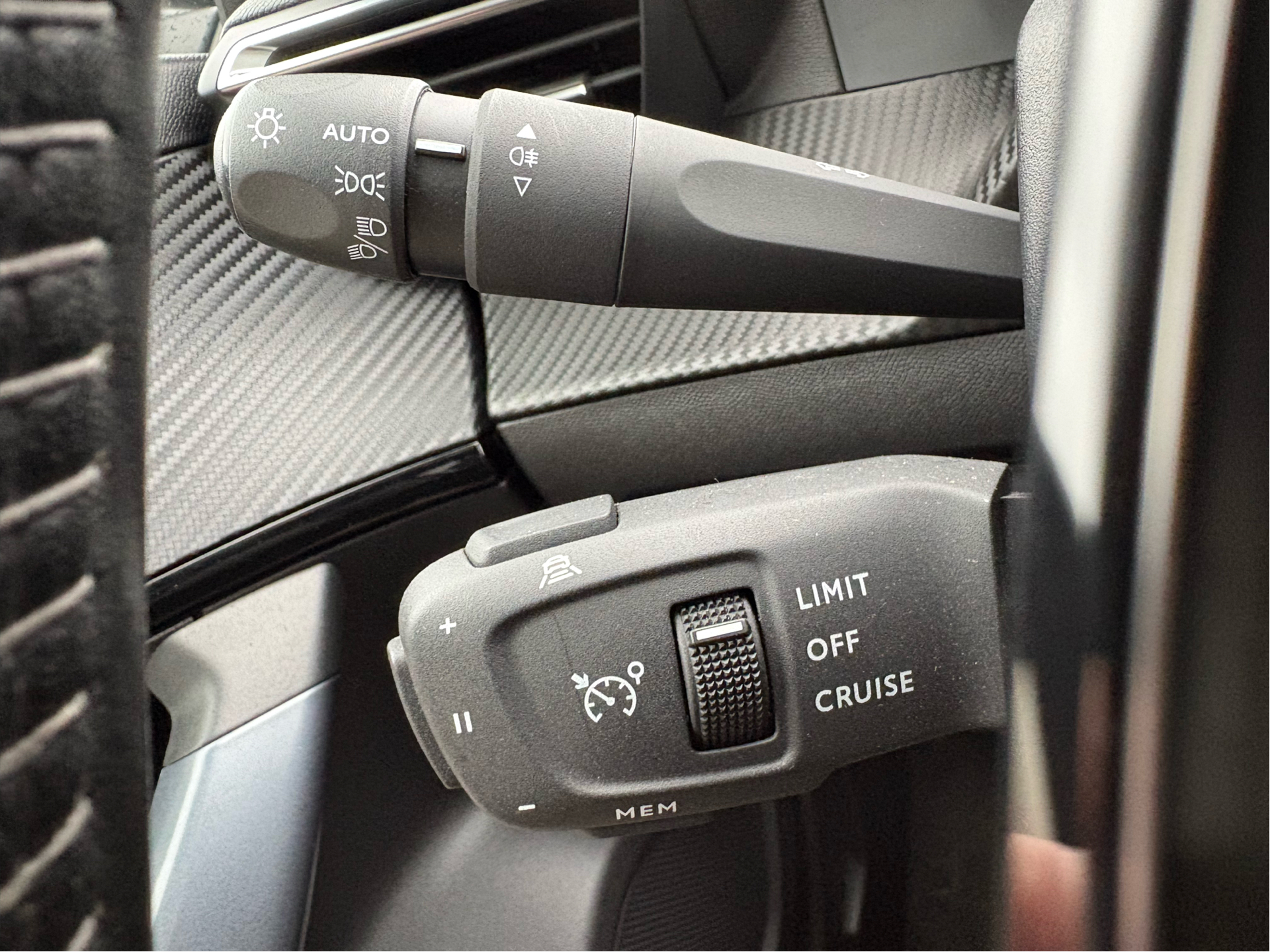 Billede af Peugeot 2008 1,5 BlueHDi Allure Pack 100HK 5d 6g