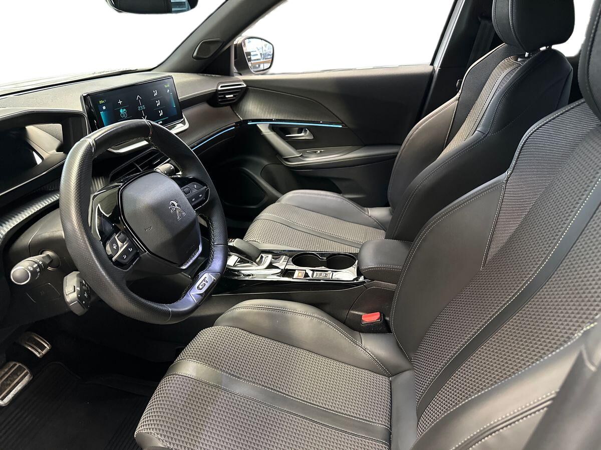 Billede af Peugeot e-2008 EL GT 136HK 5d Aut.