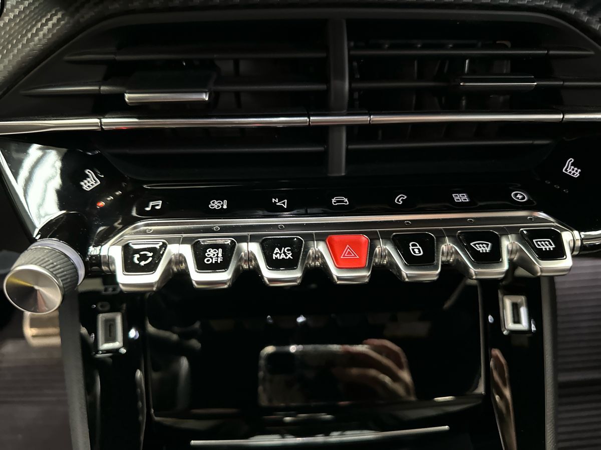 Billede af Peugeot e-2008 EL GT 136HK 5d Aut.