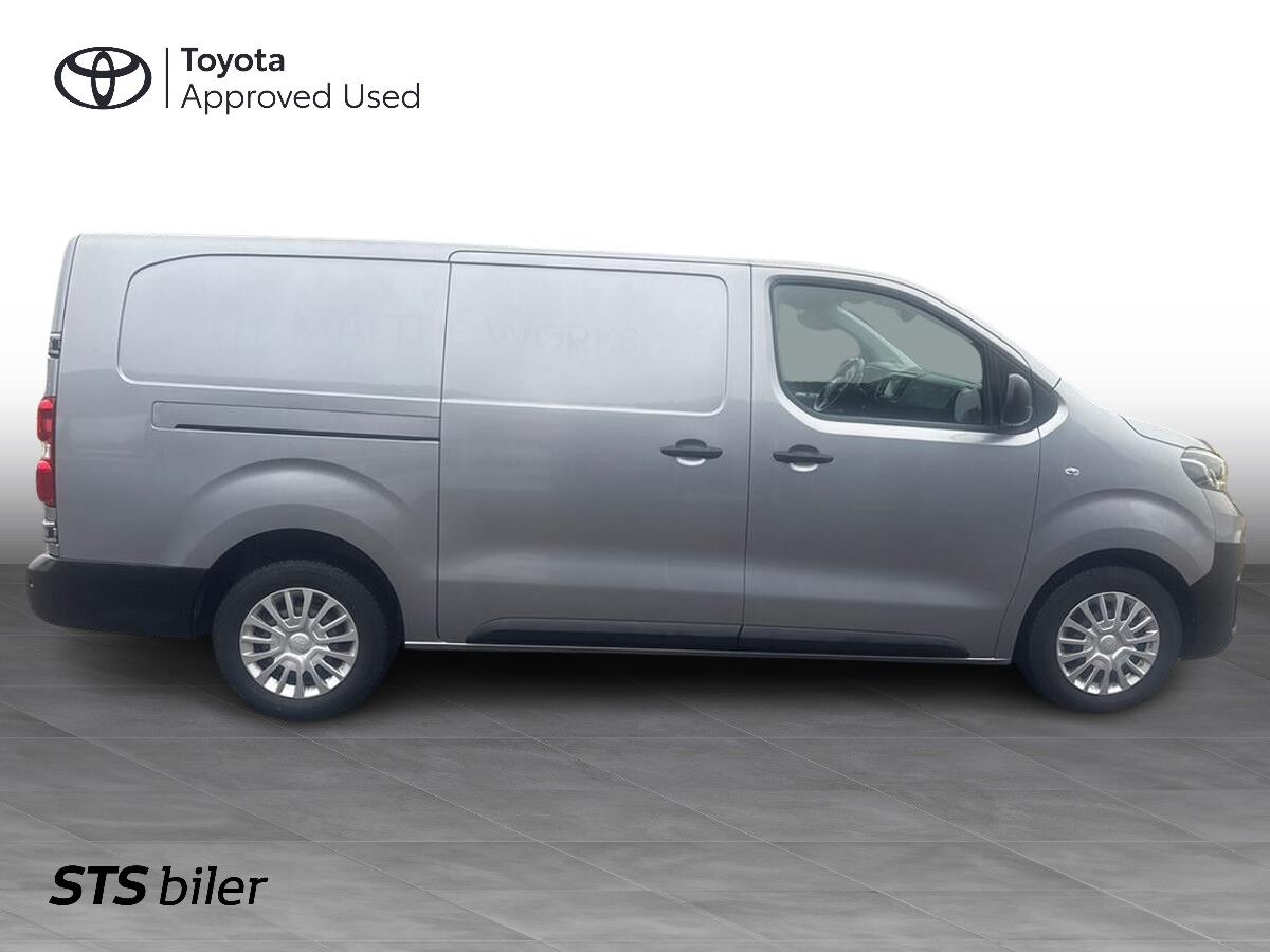 Billede af Toyota Proace Long 2,0 D Comfort Master m/dobbelt skydedør & bagklap 122HK Van 6g