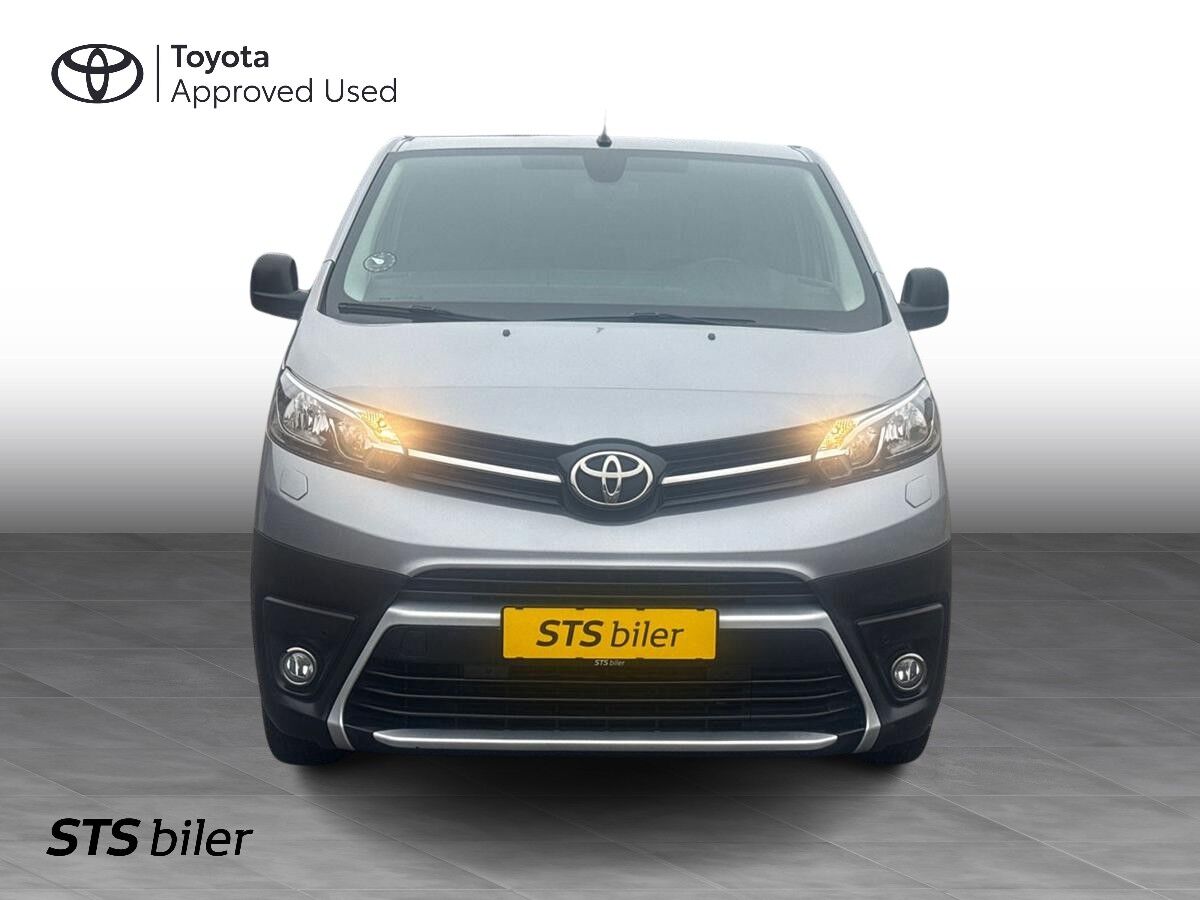 Billede af Toyota Proace Long 2,0 D Comfort Master m/dobbelt skydedør & bagklap 122HK Van 6g