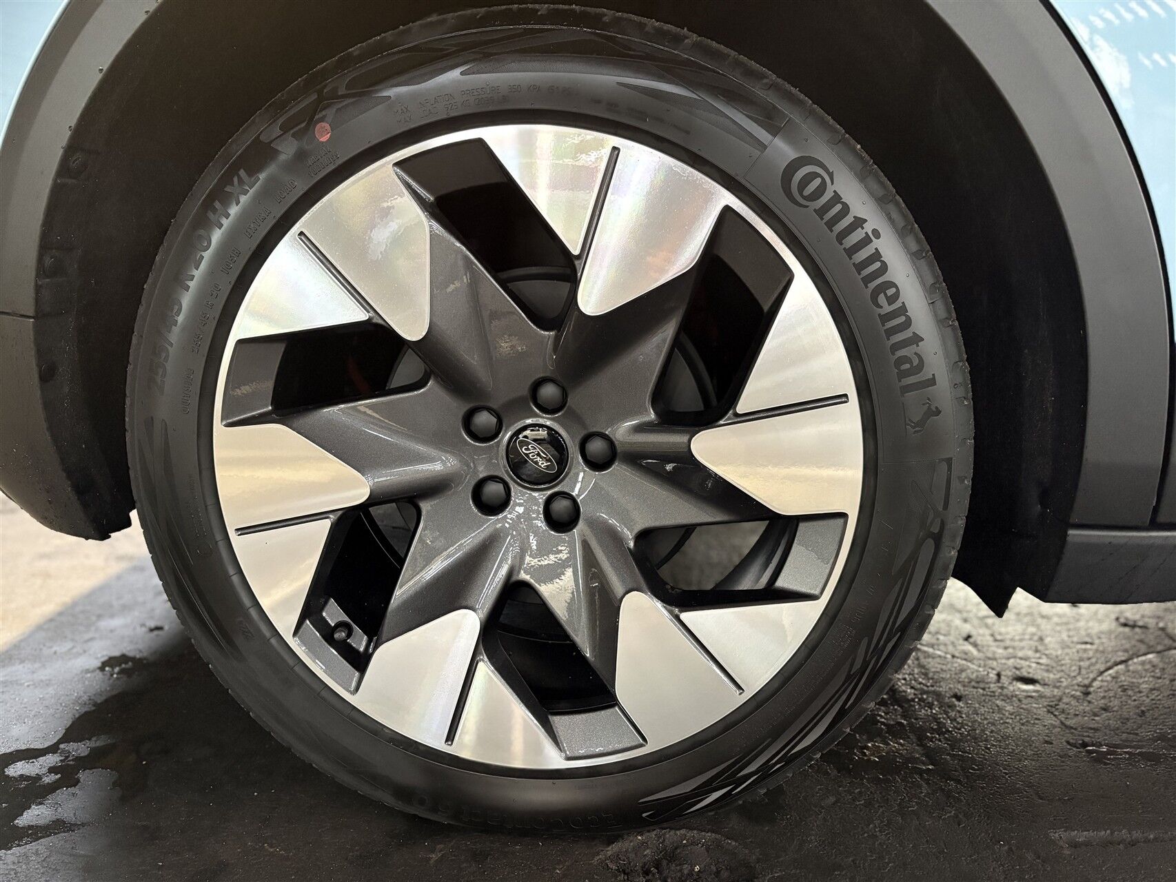 Billede af Ford Explorer EL UR Premium RWD 286HK 5d Aut.