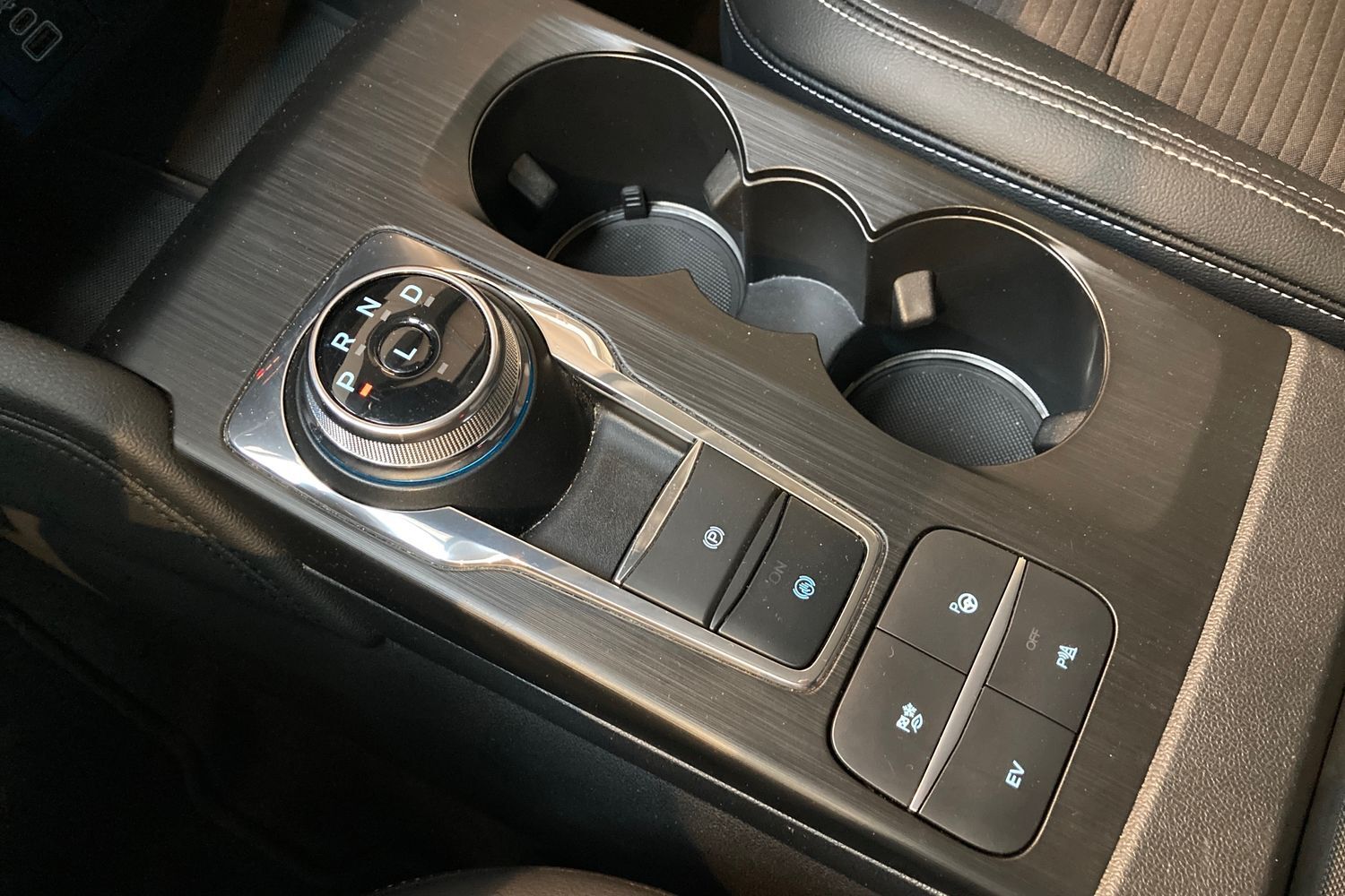 Billede af Ford Kuga 2,5 Plugin-hybrid Titanium X CVT 225HK 5d Trinl. Gear