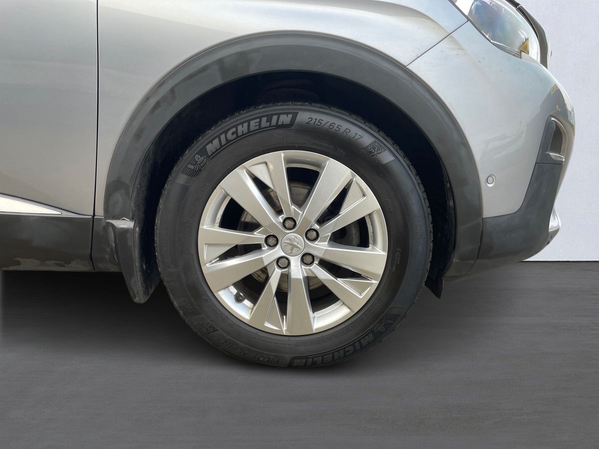 Billede af Peugeot 3008 1,2 PureTech Allure EAT8 130HK 5d 8g Aut.