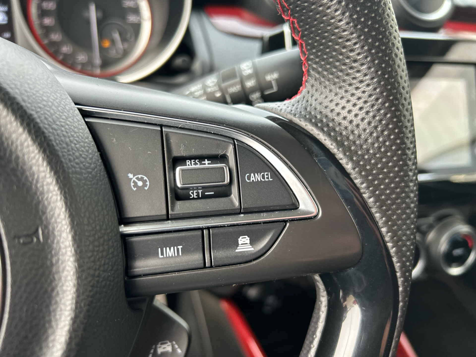 Billede af Suzuki Swift 1,4 Boosterjet Sport 140HK 5d 6g