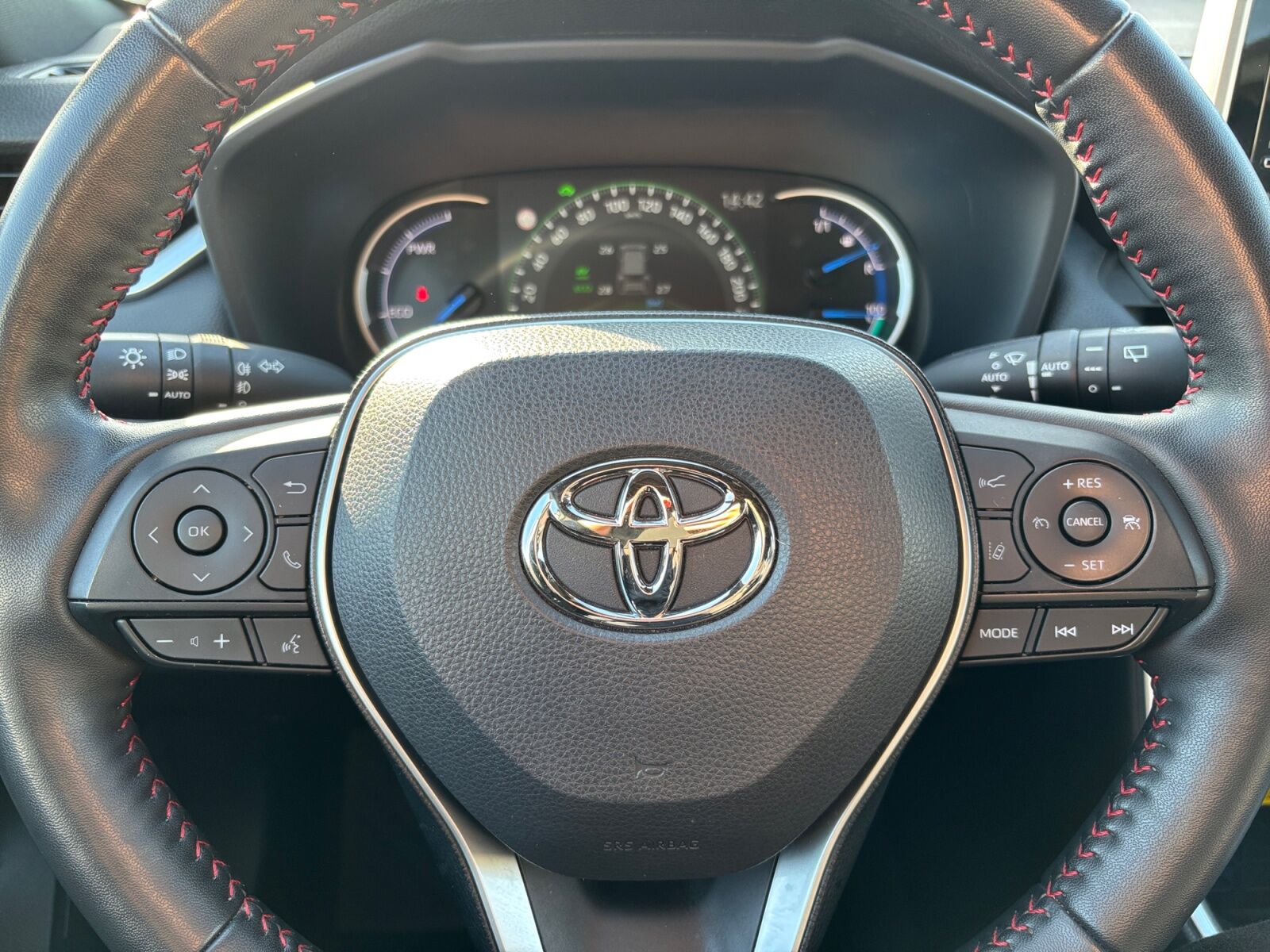 Billede af Toyota RAV4 Plug-in 2,5 Plugin-hybrid Active Comfort AWD 306HK 5d 6g Aut.