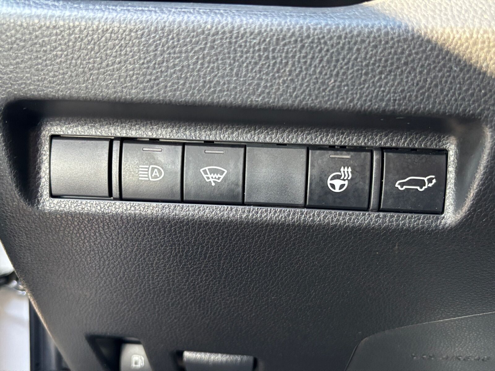 Billede af Toyota RAV4 Plug-in 2,5 Plugin-hybrid Active Comfort AWD 306HK 5d 6g Aut.