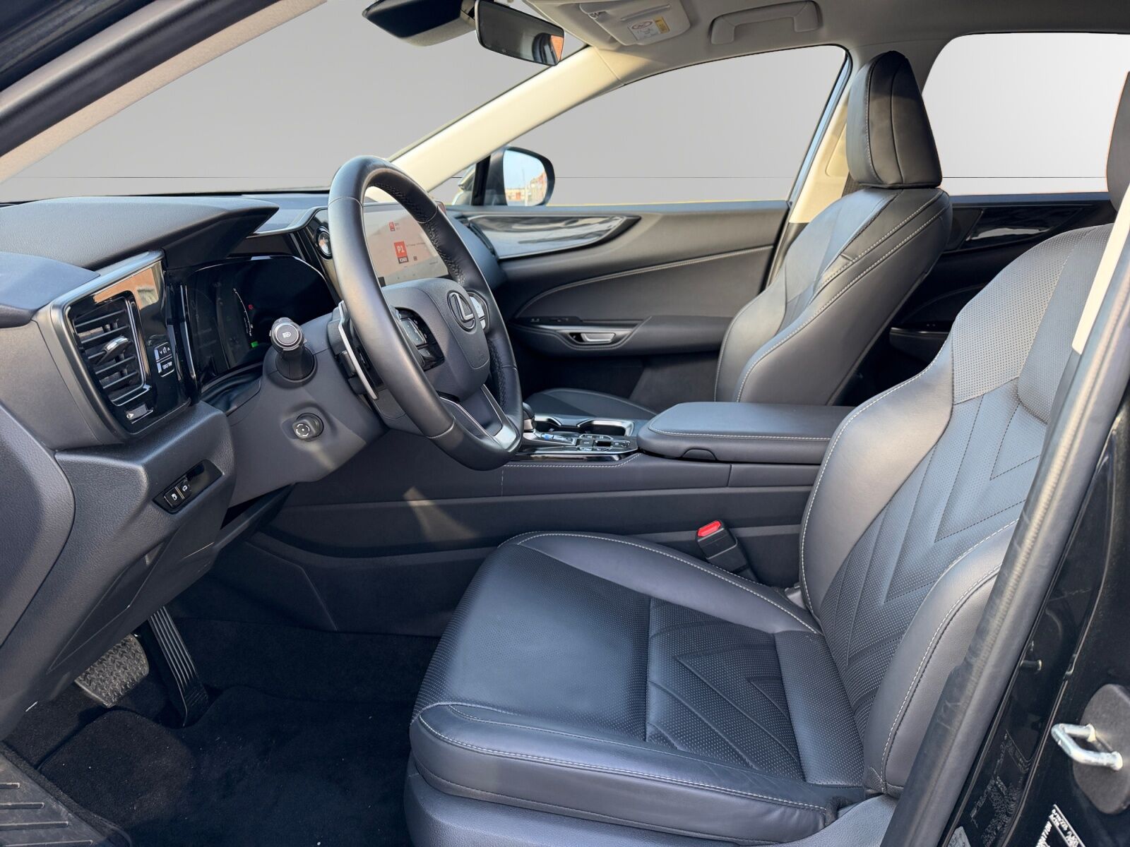 Billede af Lexus NX 450h+ 2,5 Plugin-hybrid Executive Teknik 4WD 309HK 5d Trinl. Gear