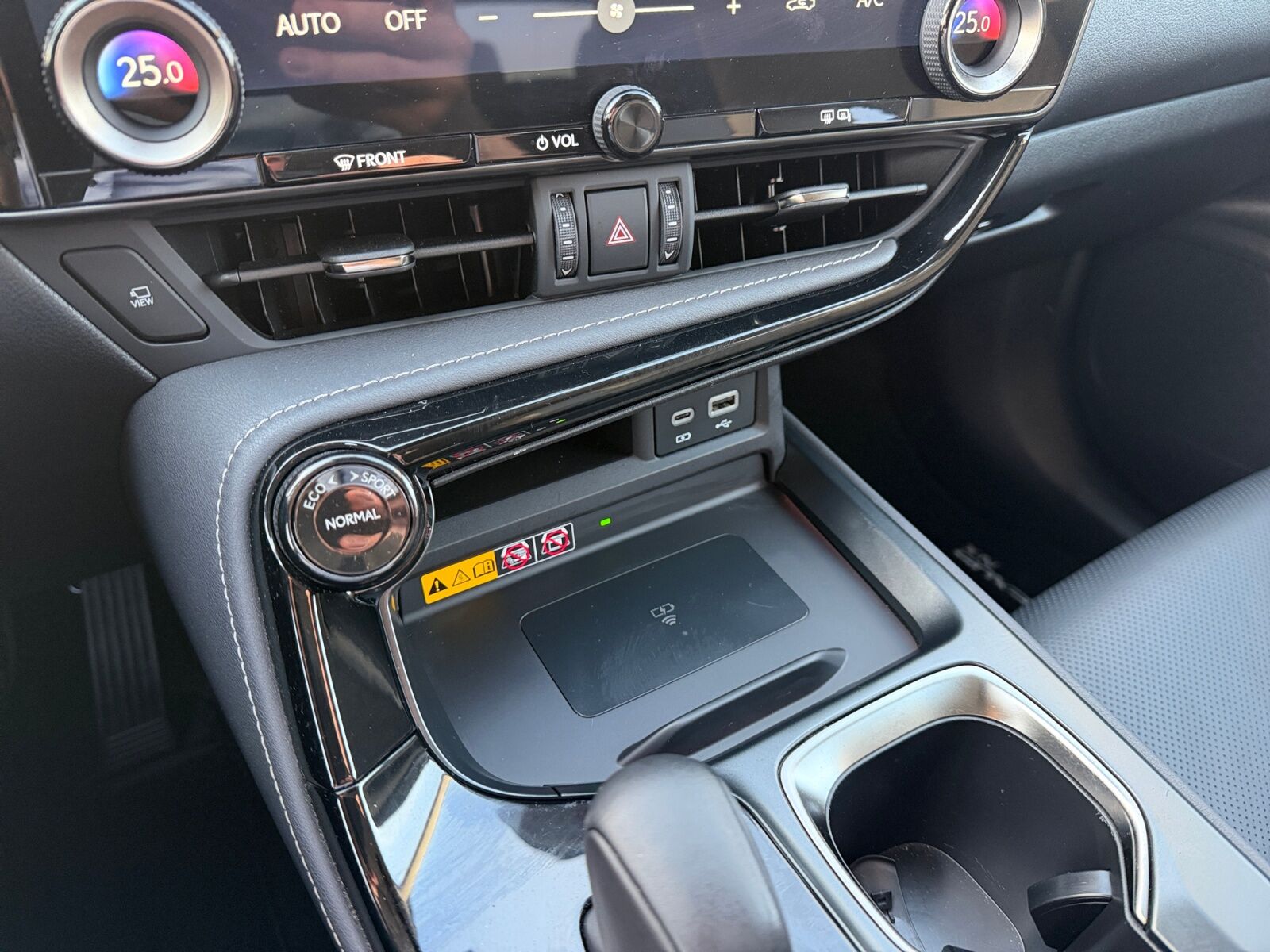 Billede af Lexus NX 450h+ 2,5 Plugin-hybrid Executive Teknik 4WD 309HK 5d Trinl. Gear