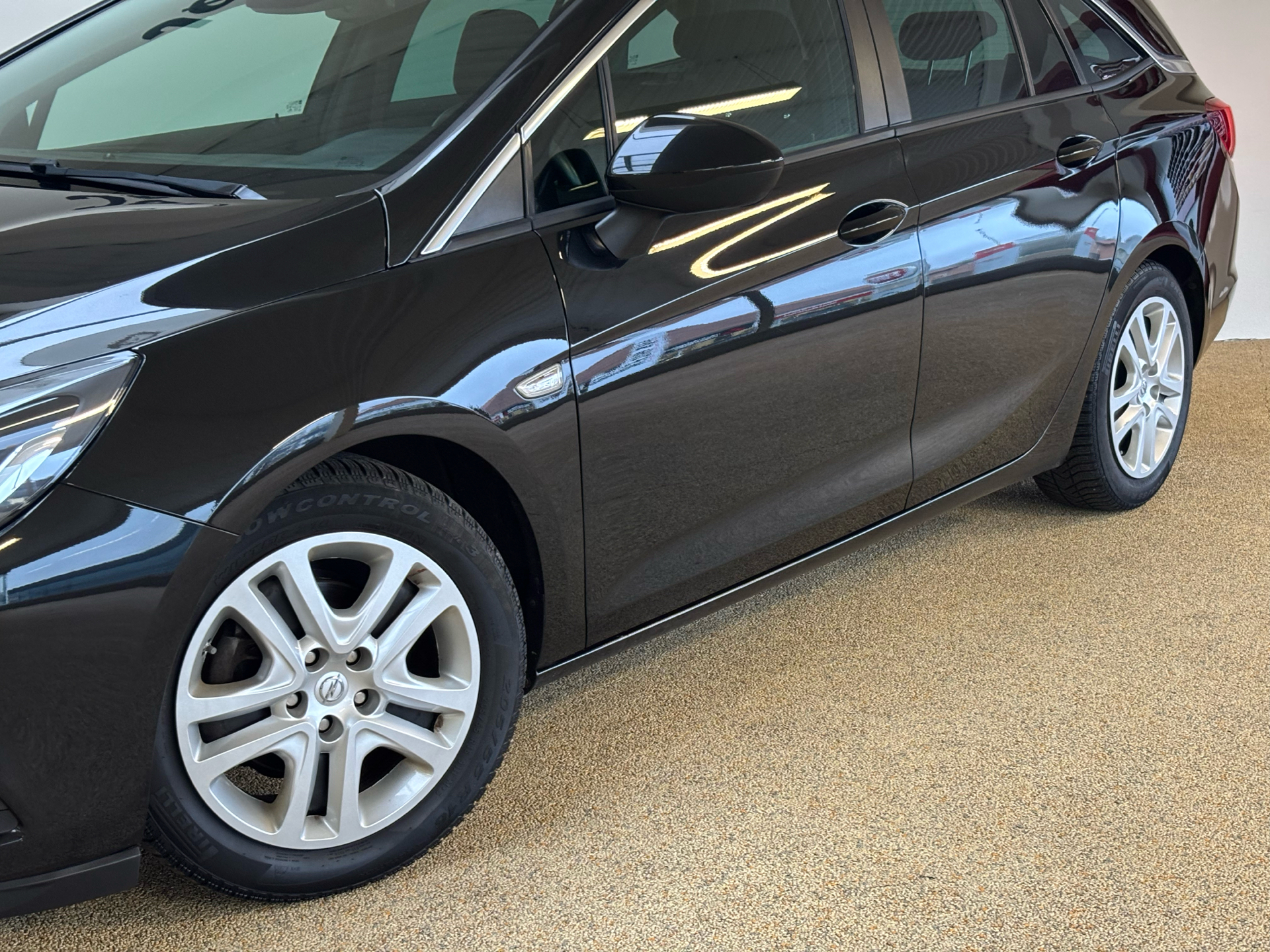 Billede af Opel Astra Sports Tourer 1,4 Turbo Enjoy Start/Stop 150HK Stc 6g