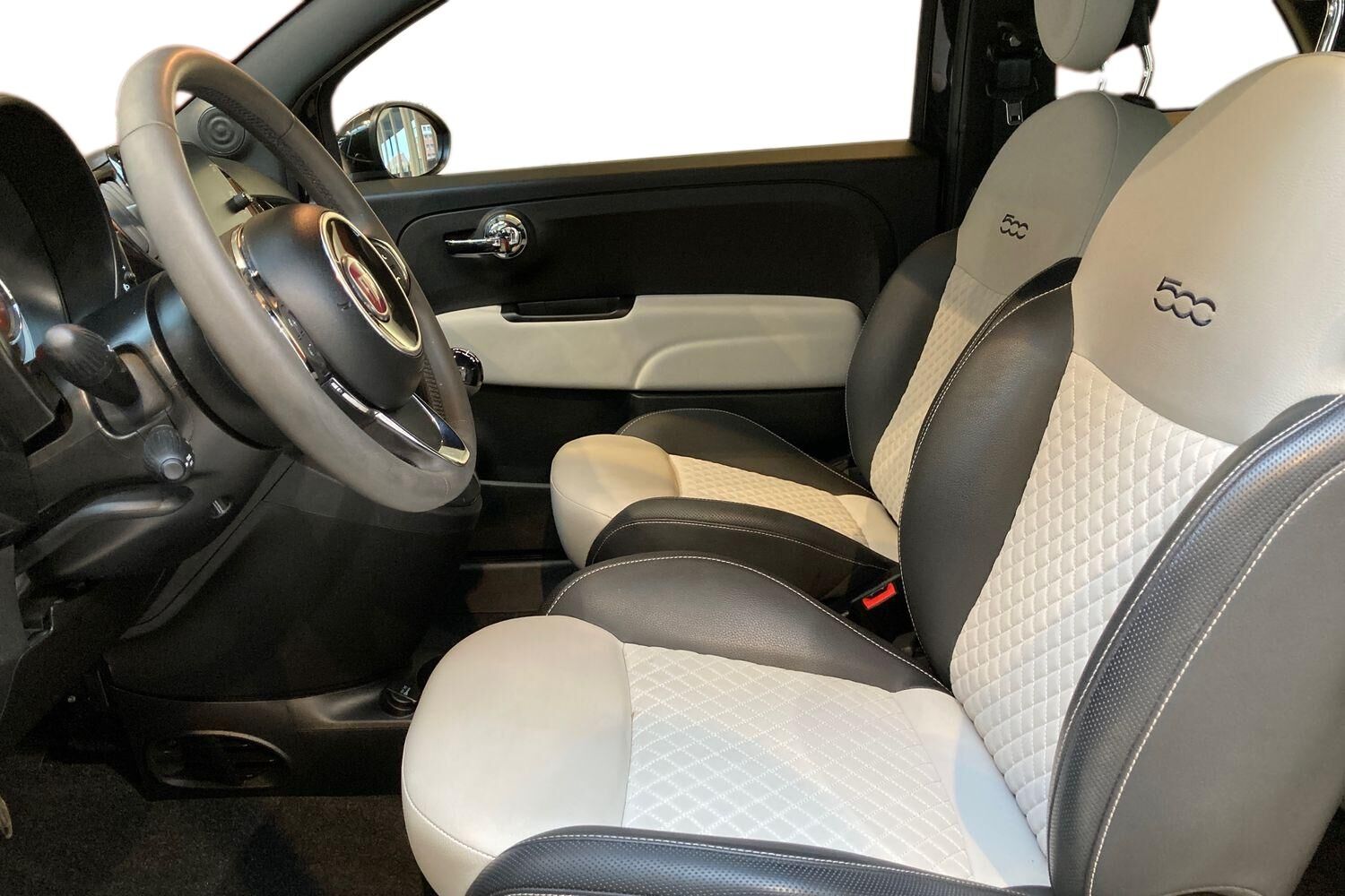 Billede af Fiat 500C 1,0 Mild hybrid DolceVita Pack 70HK Cabr. 6g