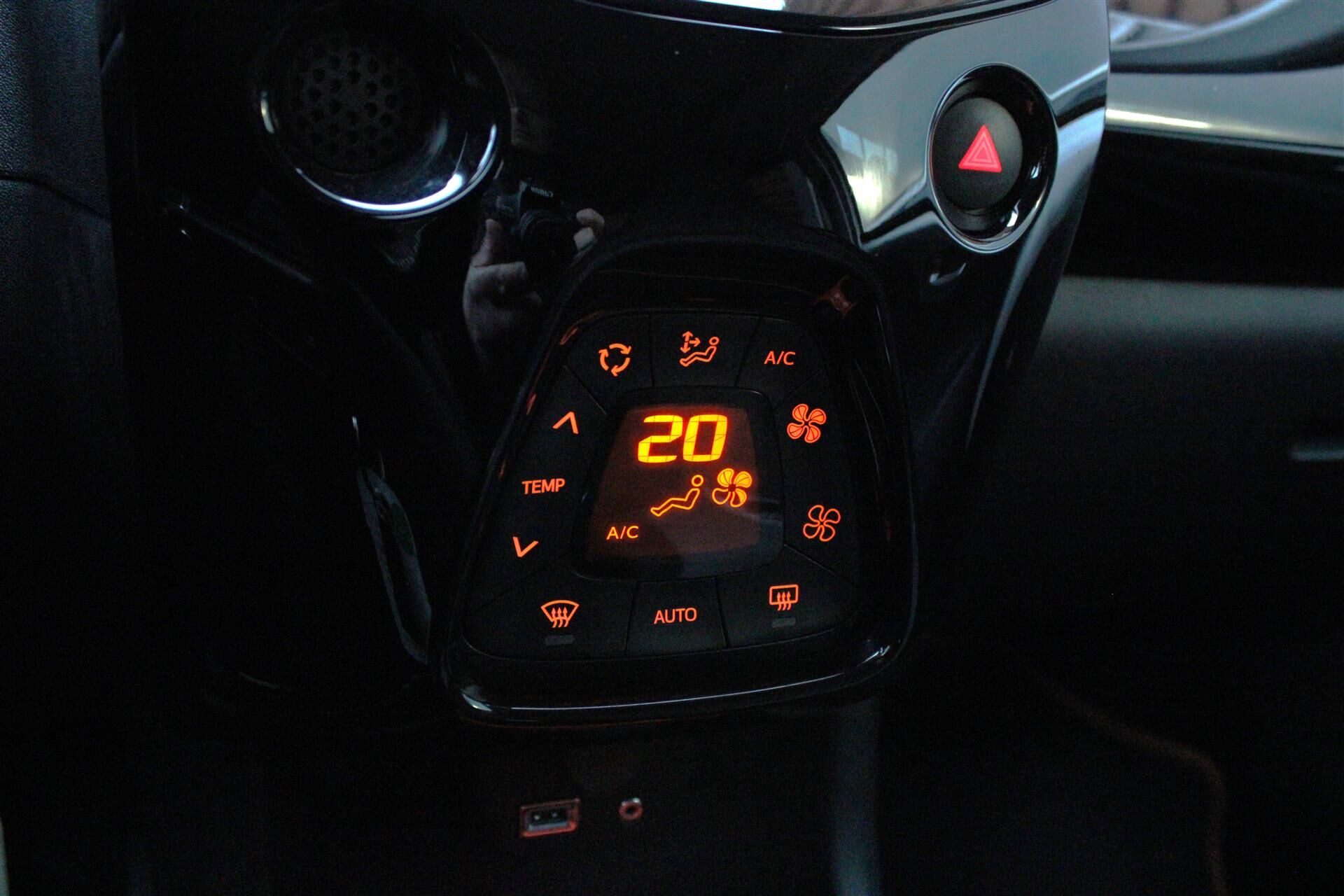 Billede af Toyota Aygo 1,0 VVT-I X-Style + DAB+ 72HK 5d