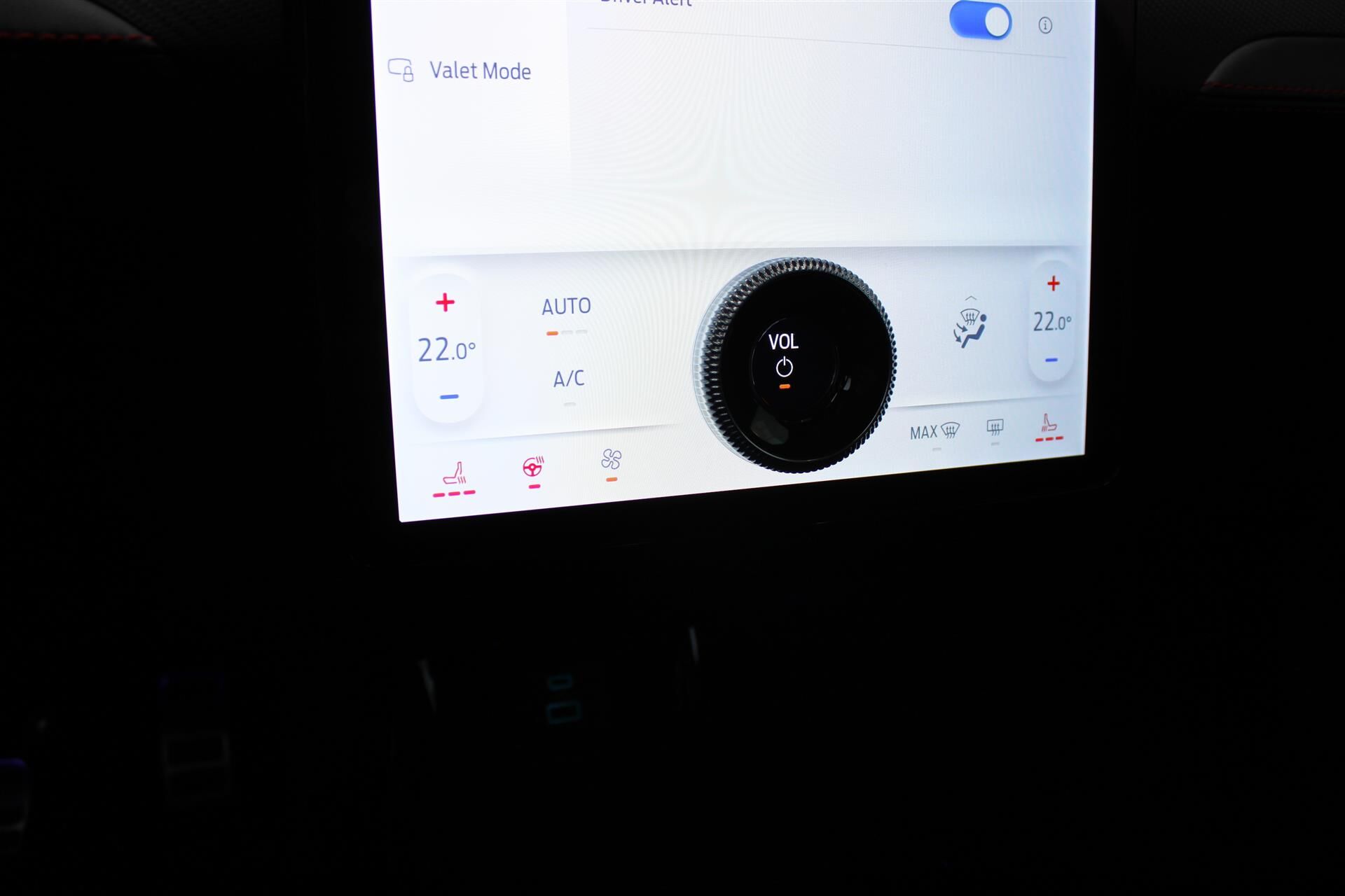 Billede af Ford Mustang Mach-E EL SR Premium AWD 269HK 5d Aut.