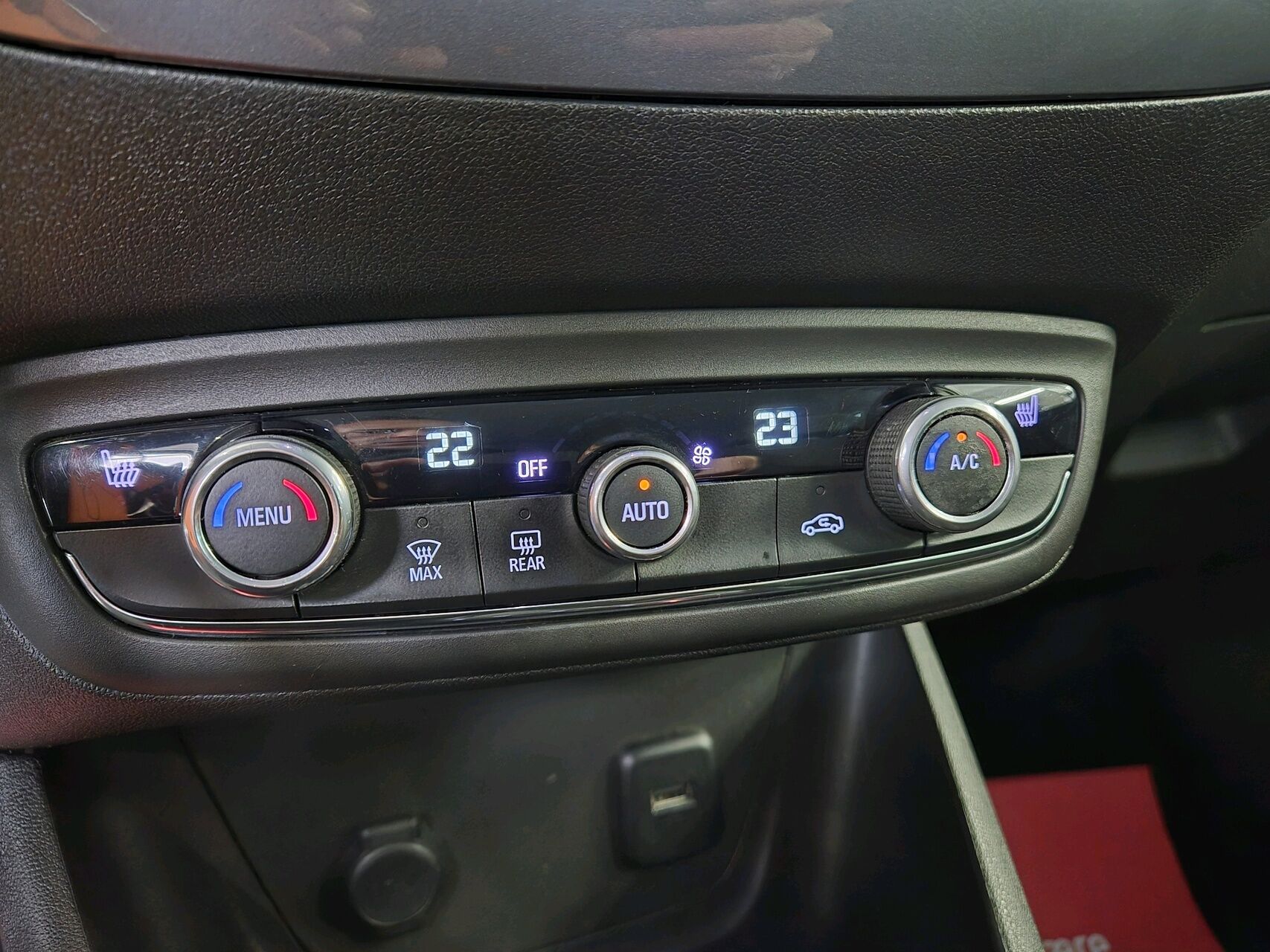 Billede af Opel Crossland X 1,2 Elegance 83HK 5d