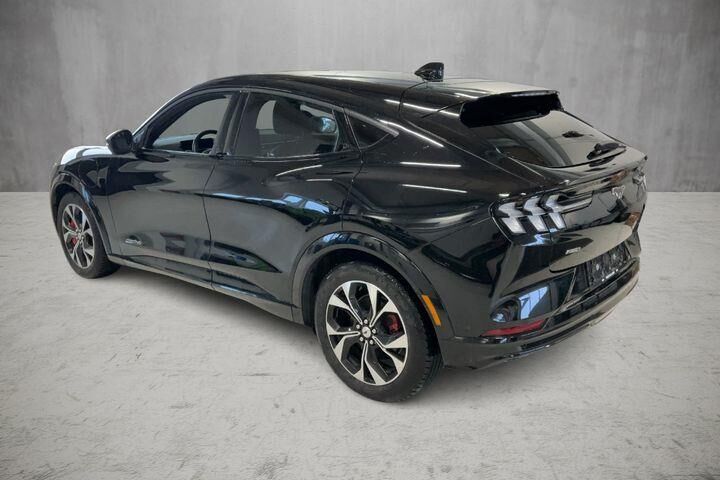 Billede af Ford Mustang Mach-E EL UR Premium AWD 351HK 5d Aut.