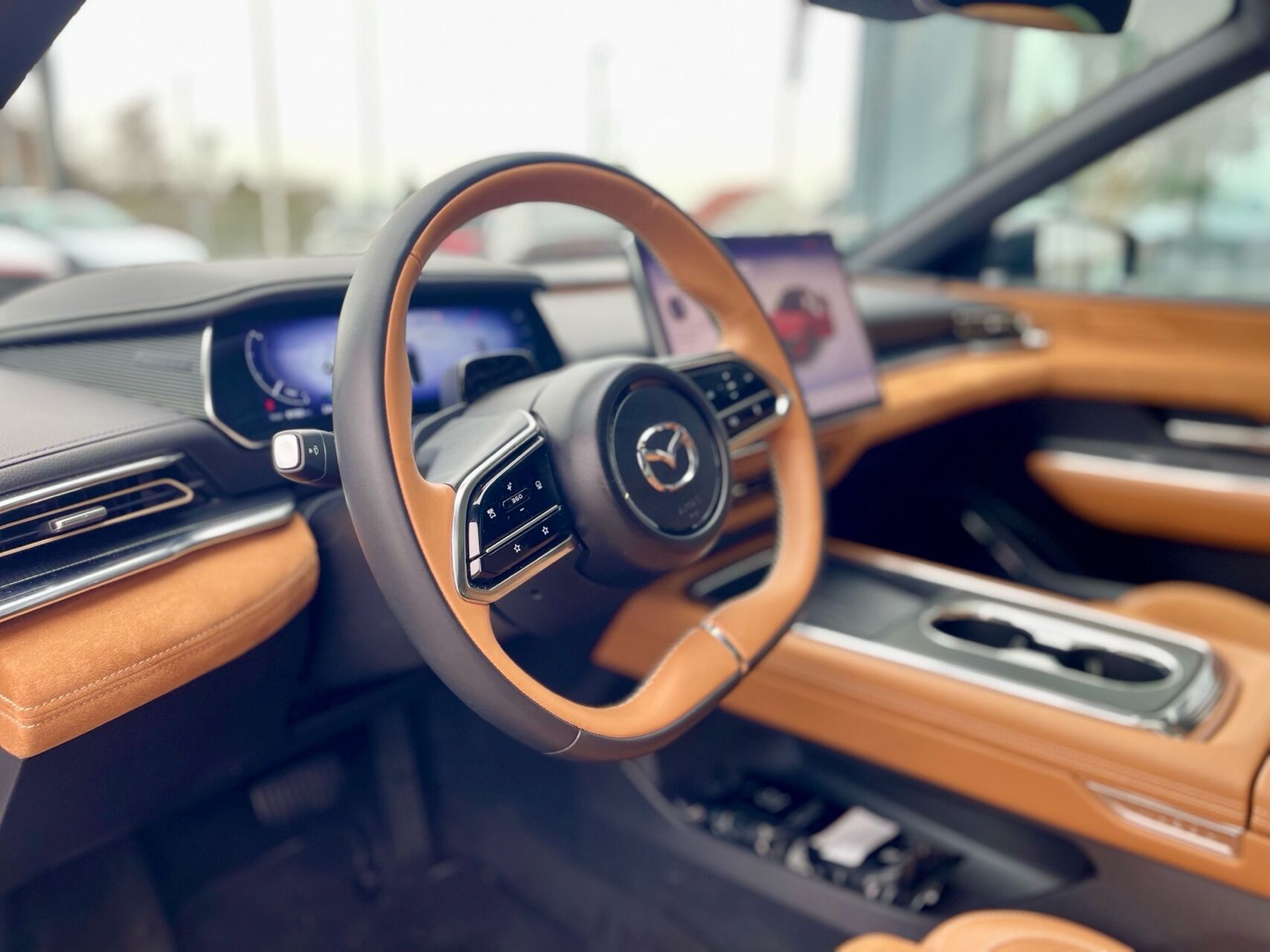 Billede af Mazda 6e EL Takumi Plus 258HK 5d Aut.