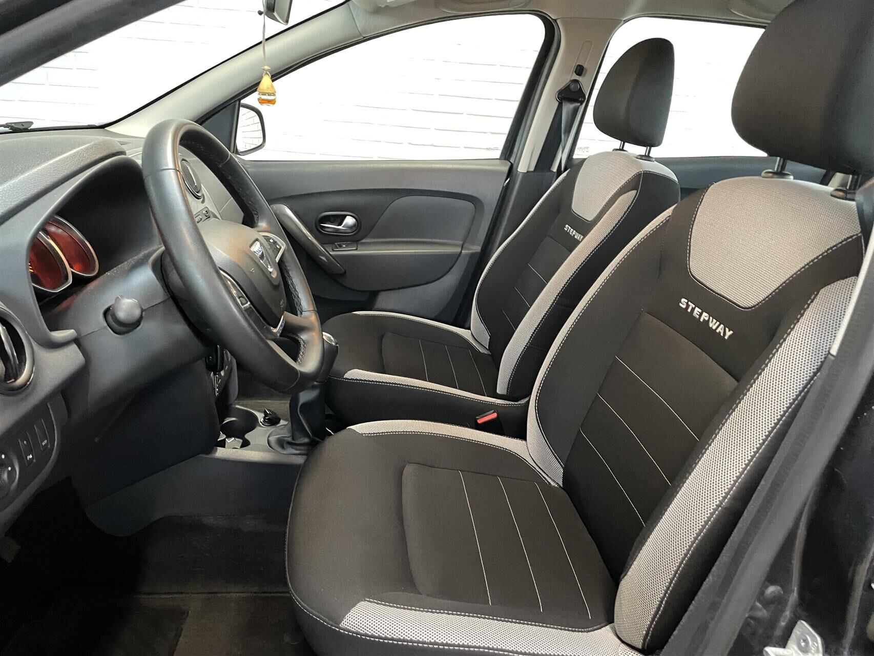 Billede af Dacia Sandero 1,0 Tce Stepway Start/Stop 100HK 5d