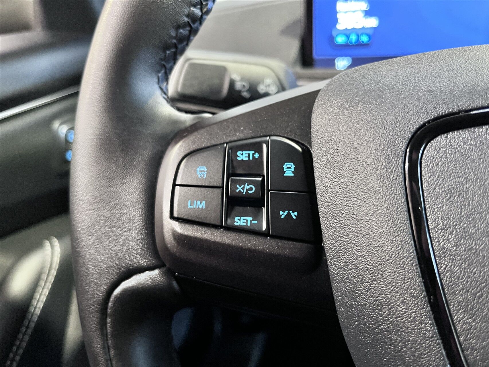 Billede af Ford Mustang Mach-E EL UR 294HK 5d Aut.