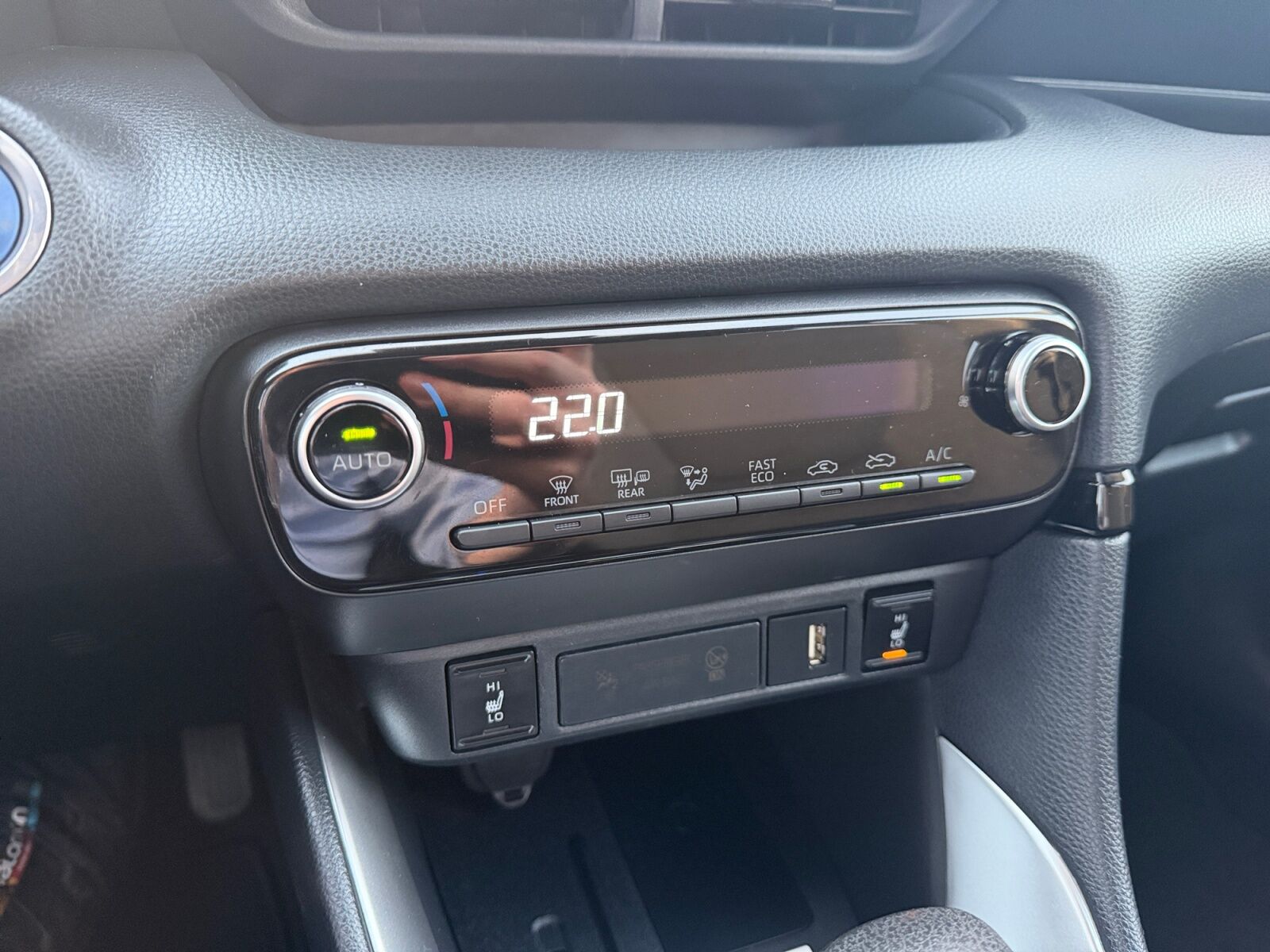 Billede af Toyota Yaris 1,5 Hybrid H3 Smart 116HK 5d Trinl. Gear