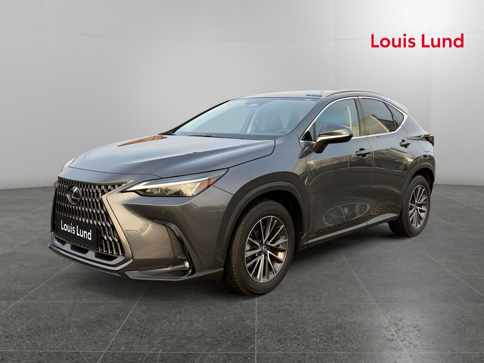 Billede af Lexus NX 450h+ 2,5 Plugin-hybrid Business Plus 4WD 309HK 5d Trinl. Gear