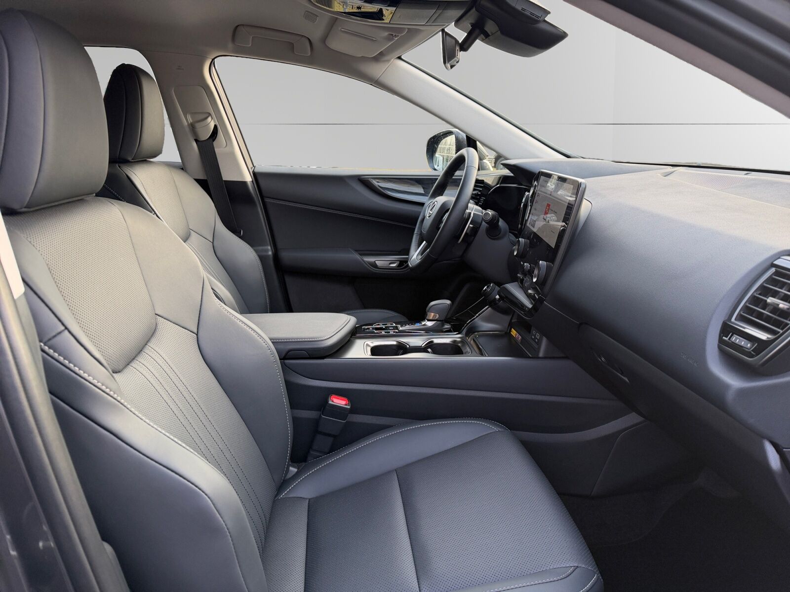 Billede af Lexus NX 450h+ 2,5 Plugin-hybrid Business Plus 4WD 309HK 5d Trinl. Gear