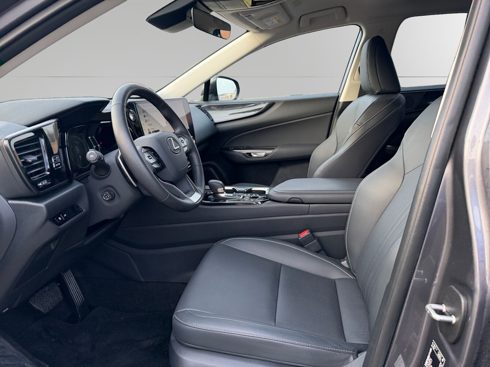 Billede af Lexus NX 450h+ 2,5 Plugin-hybrid Business Plus 4WD 309HK 5d Trinl. Gear