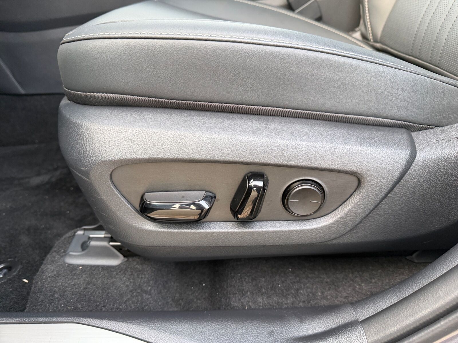 Billede af Lexus NX 450h+ 2,5 Plugin-hybrid Business Plus 4WD 309HK 5d Trinl. Gear