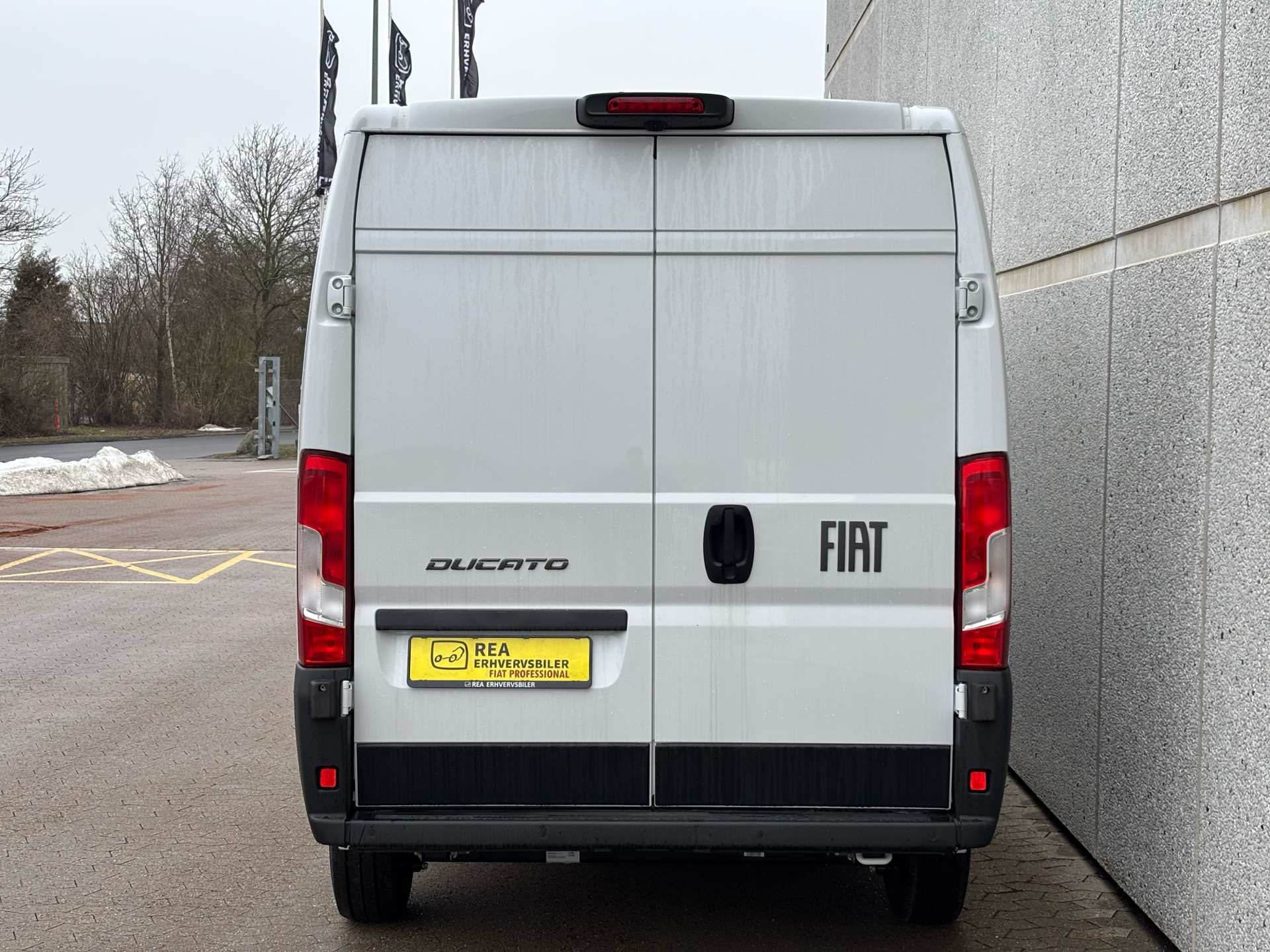 Billede af Fiat Ducato 35M L2H2 2,2 Multijet Pro 180HK Van 8g Aut.