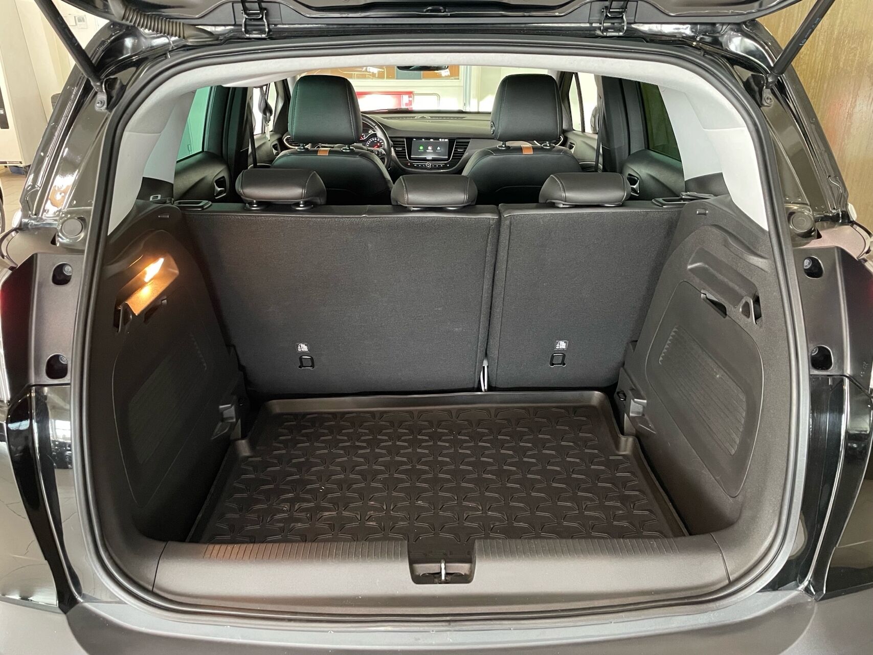 Billede af Opel Crossland 1,2 PureTech Sport 110HK 5d 6g