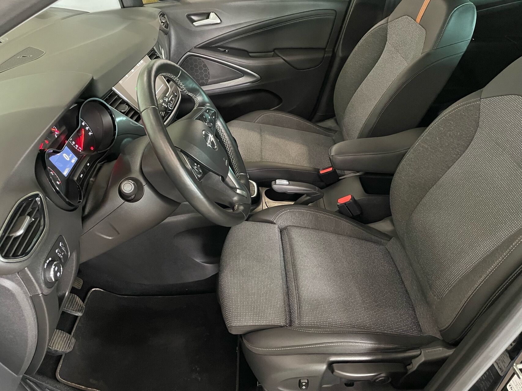 Billede af Opel Crossland 1,2 PureTech Sport 110HK 5d 6g