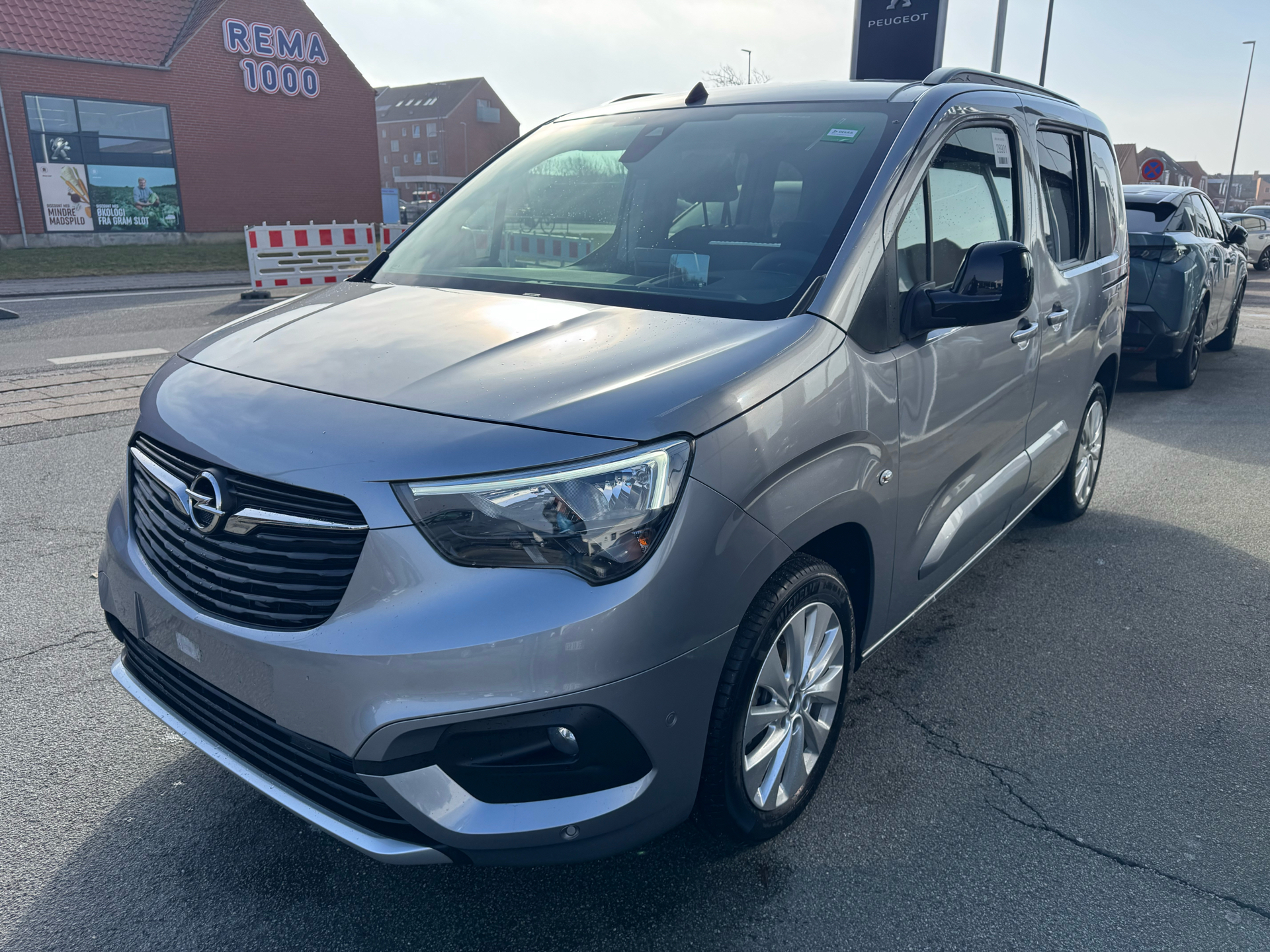 Billede af Opel Combo-e Life L1 EL Ultimate 136HK Aut.