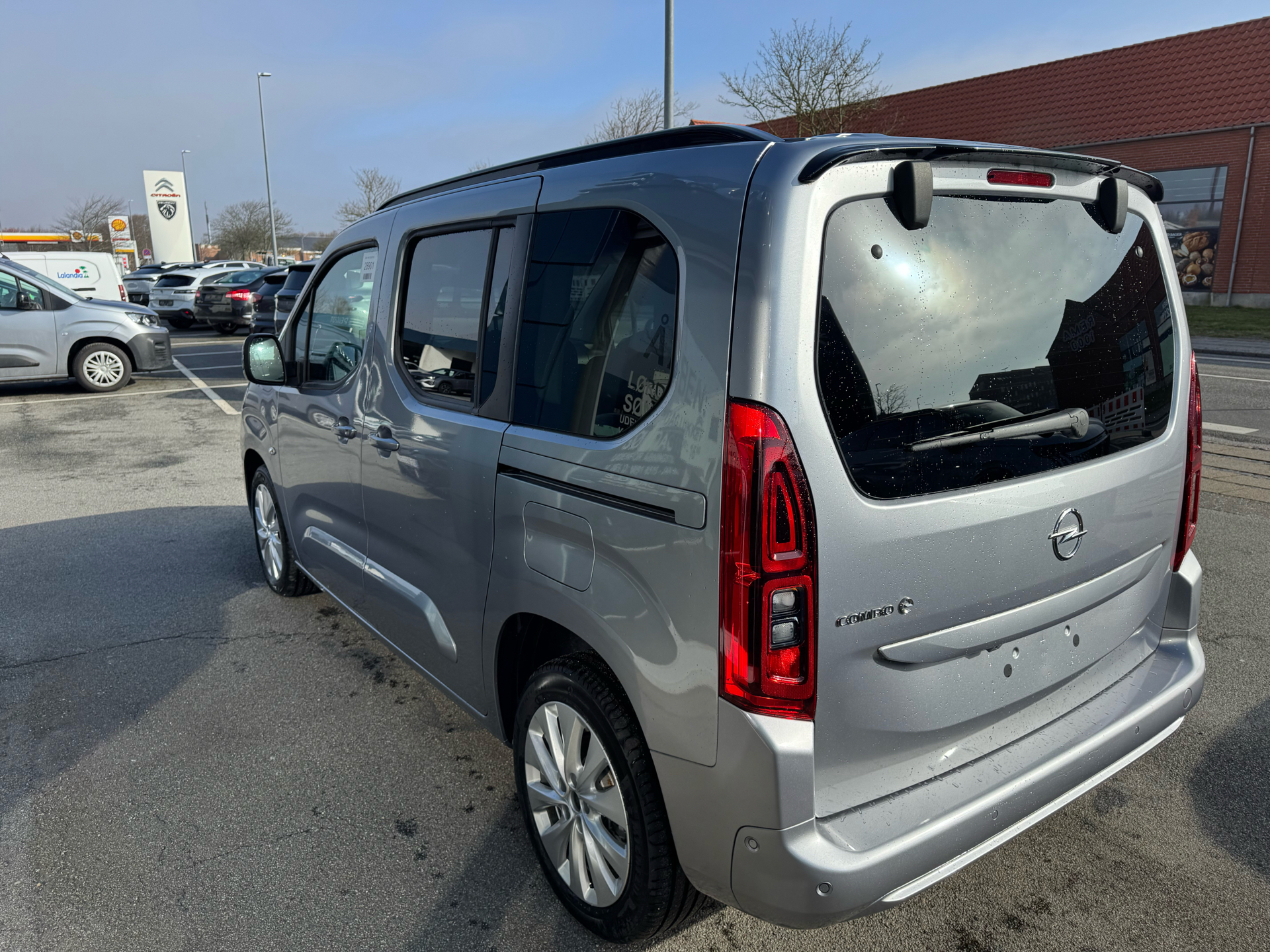 Billede af Opel Combo-e Life L1 EL Ultimate 136HK Aut.