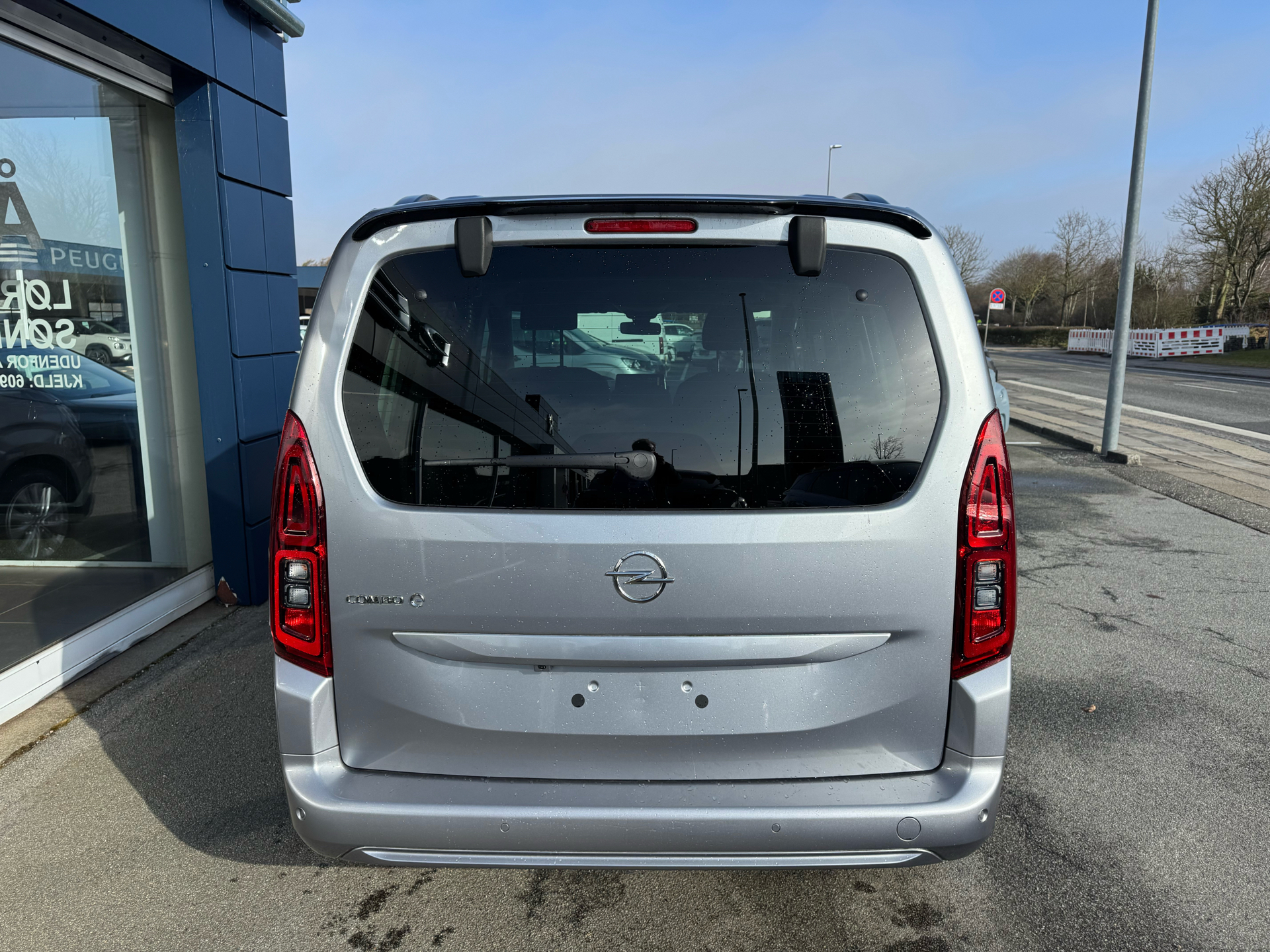 Billede af Opel Combo-e Life L1 EL Ultimate 136HK Aut.