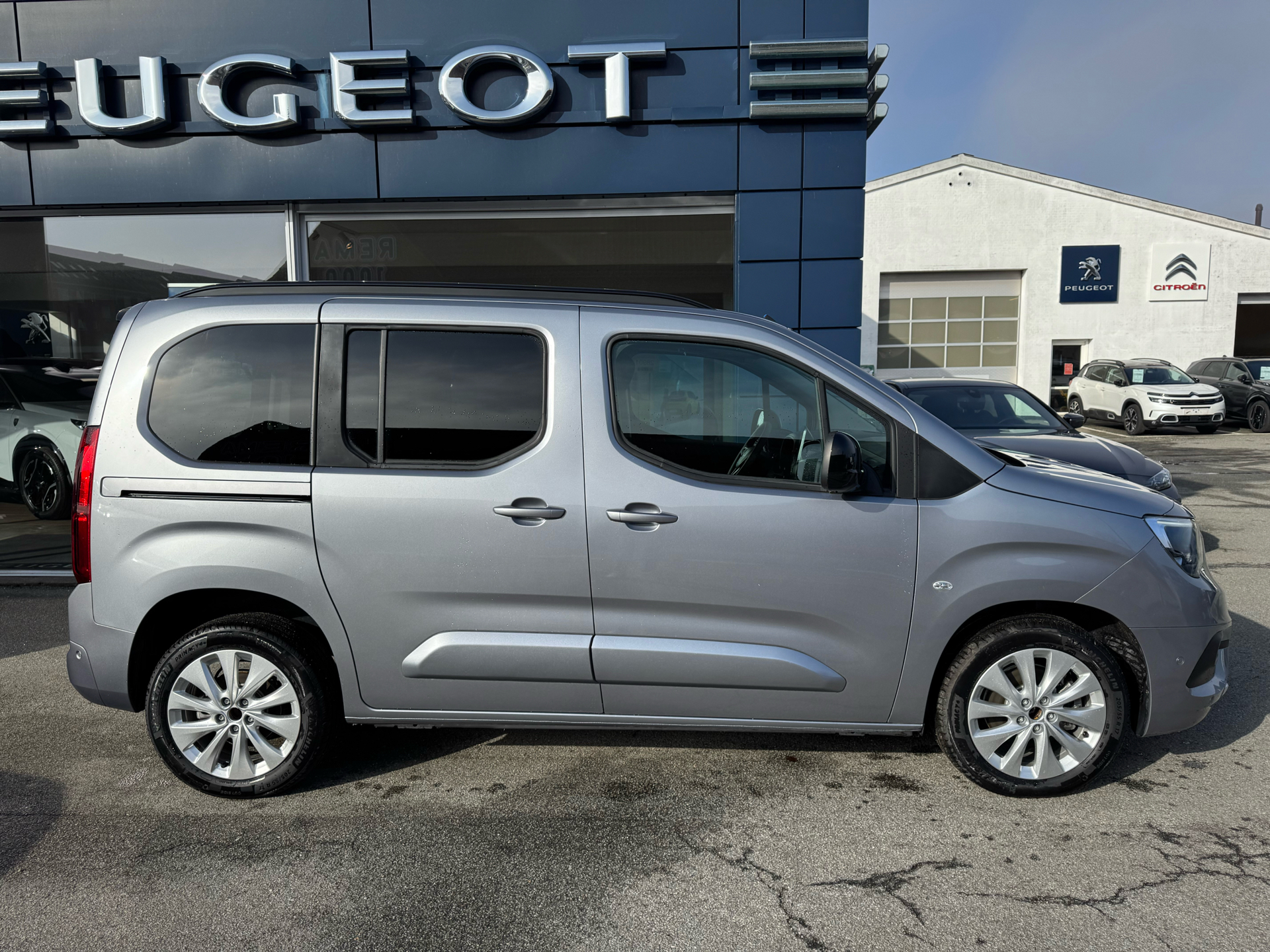 Billede af Opel Combo-e Life L1 EL Ultimate 136HK Aut.