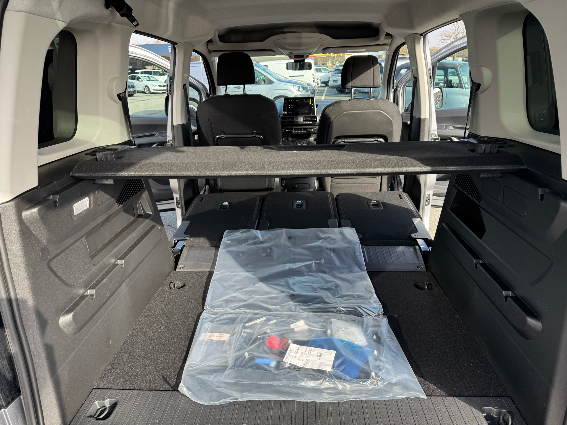 Billede af Opel Combo-e Life L1 EL Ultimate 136HK Aut.