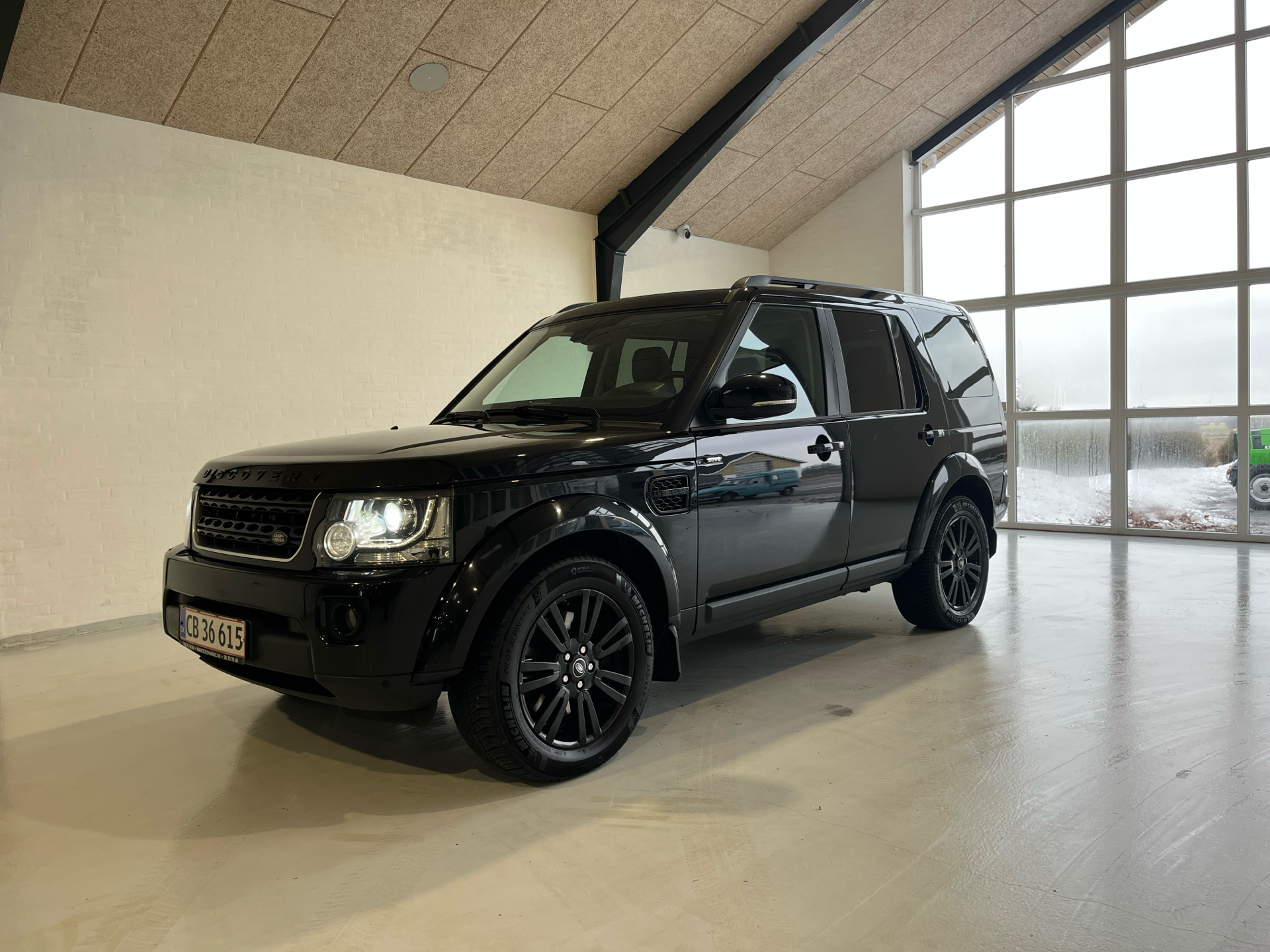 Billede af Land Rover Discovery 3,0 SD V6 HSE 4x4 256HK 5d 8g Aut.