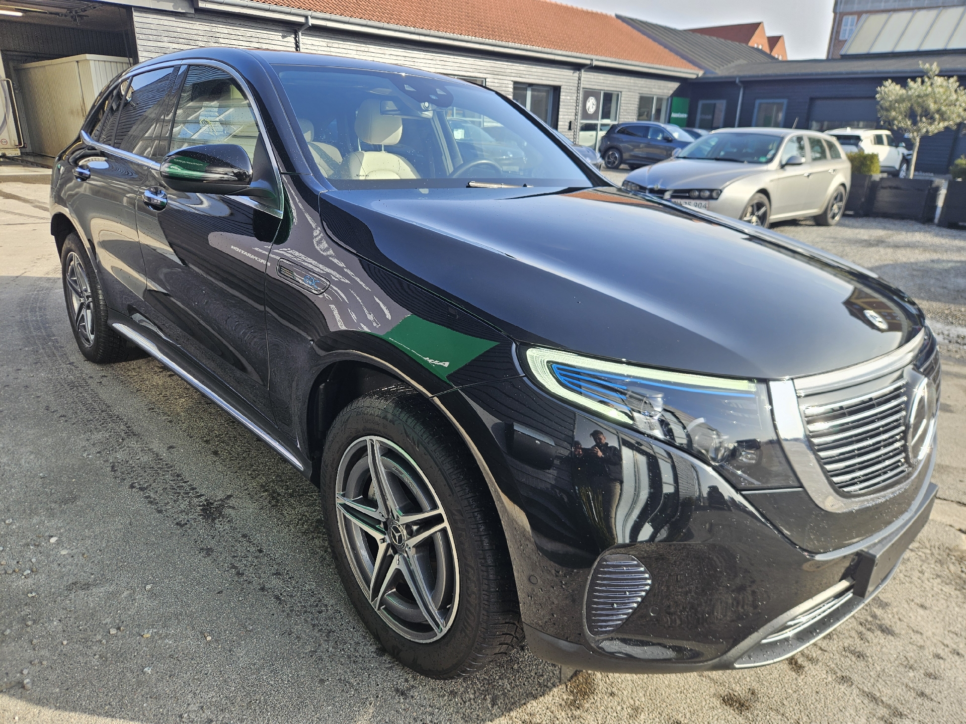 Billede af Mercedes-Benz EQC 400 EL 4Matic 408HK 5d Aut.