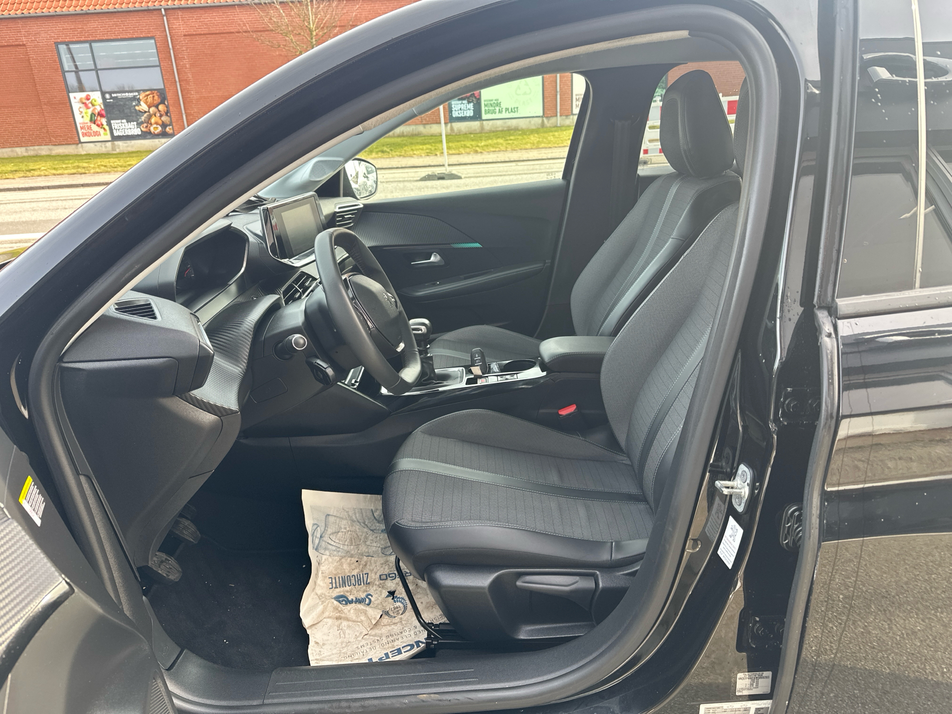 Billede af Peugeot 208 1,2 PureTech Evolution+ 100HK 5d 6g