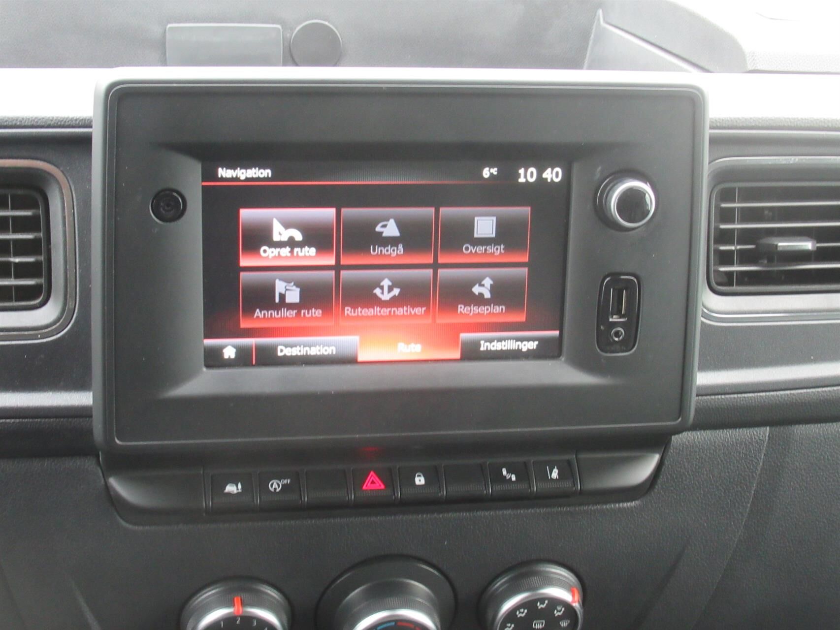 Billede af Renault Master T35 L2H2 2,3 DCI TwinTurbo start/stop Quickshift 150HK Van 6g Aut.