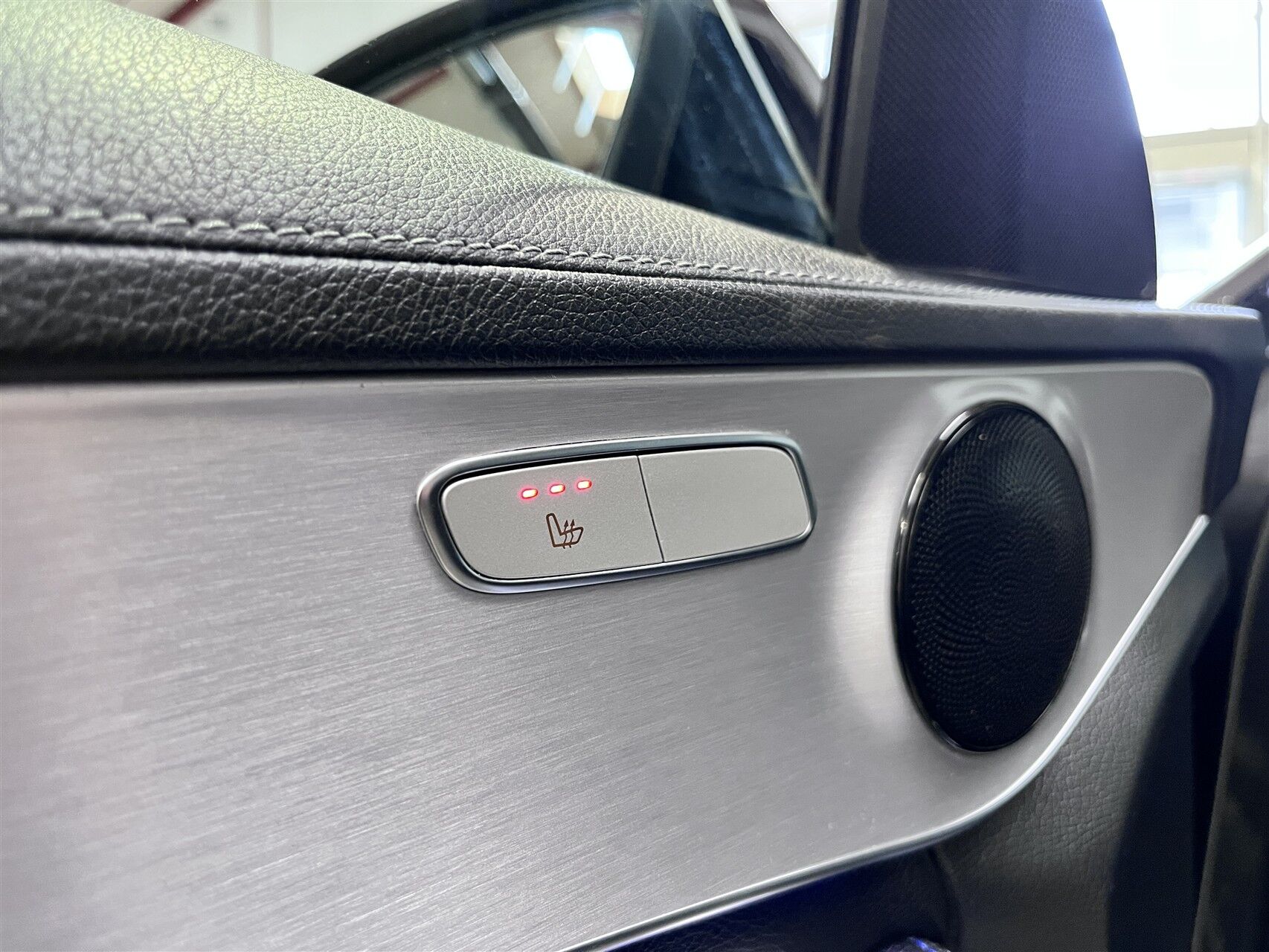 Billede af Mercedes-Benz C220 d T 2,0 CDI AMG Line Night Edition 9G-Tronic 194HK Stc Aut.