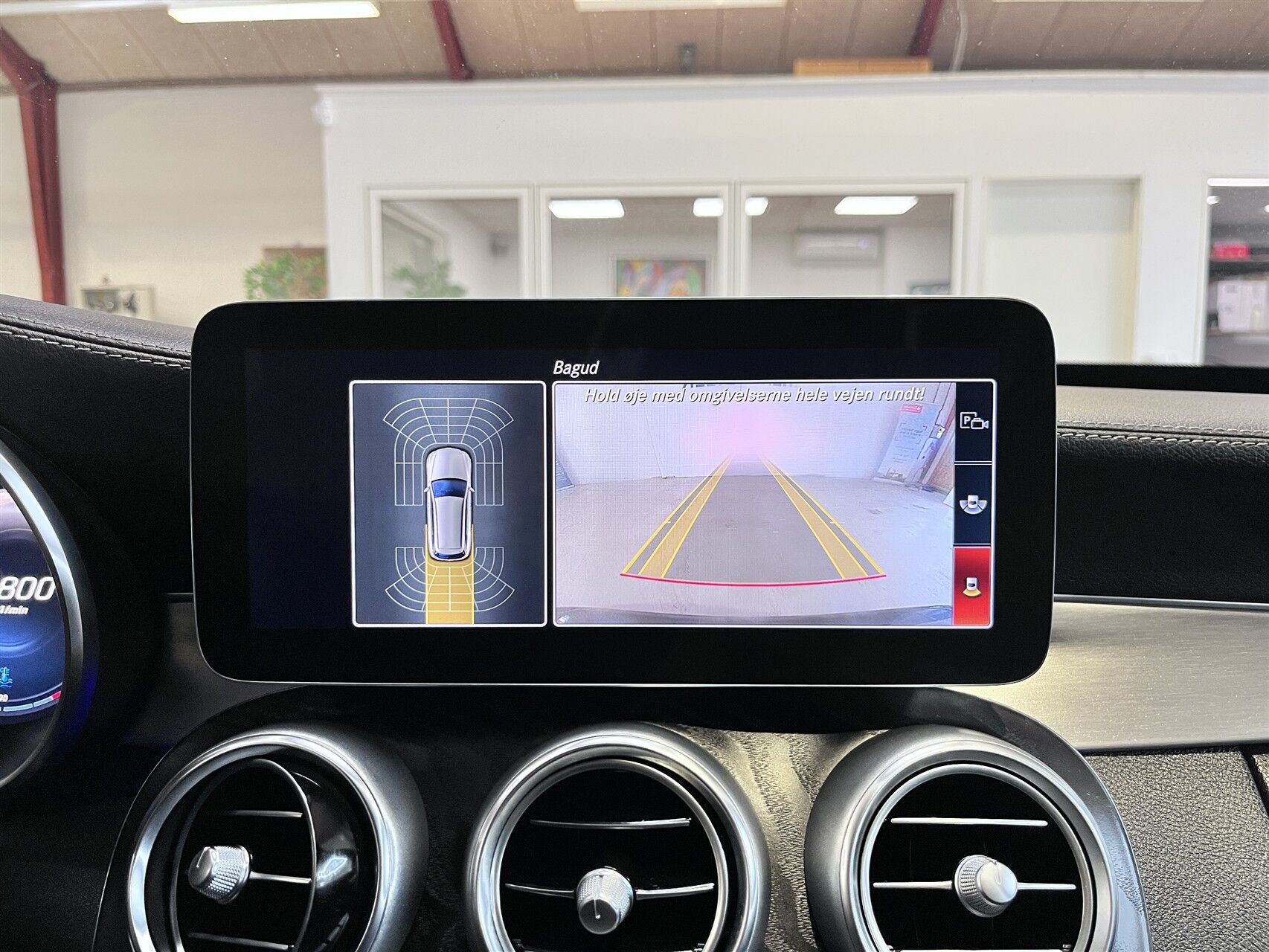 Billede af Mercedes-Benz C220 d T 2,0 CDI AMG Line Night Edition 9G-Tronic 194HK Stc Aut.