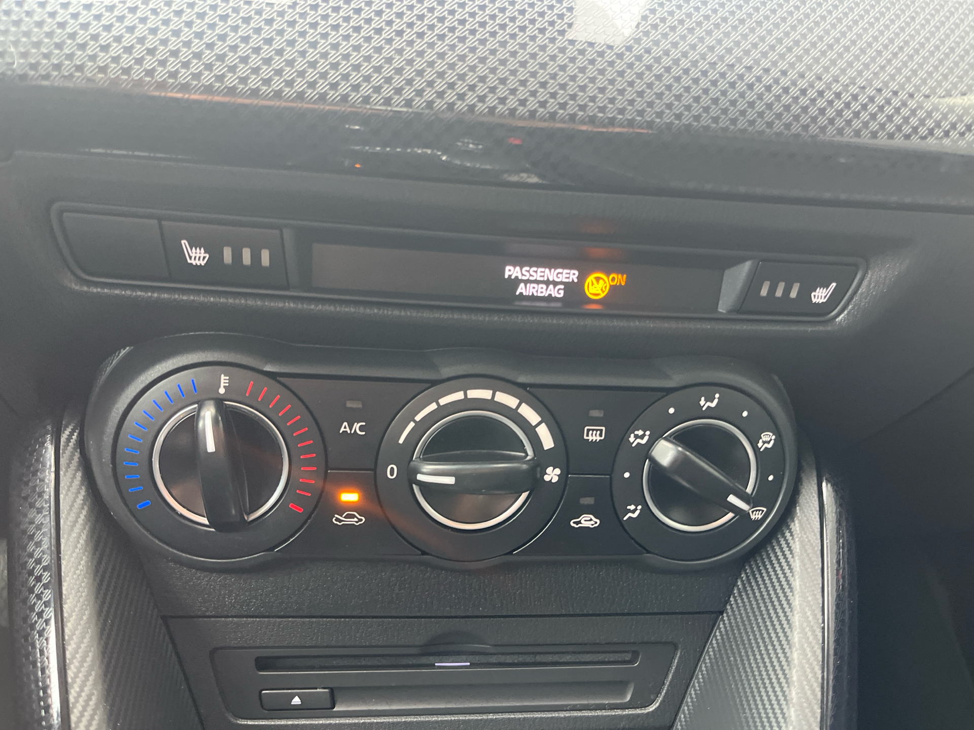 Billede af Mazda 2 1,5 Skyactiv-G Niseko 90HK 5d 6g Aut.