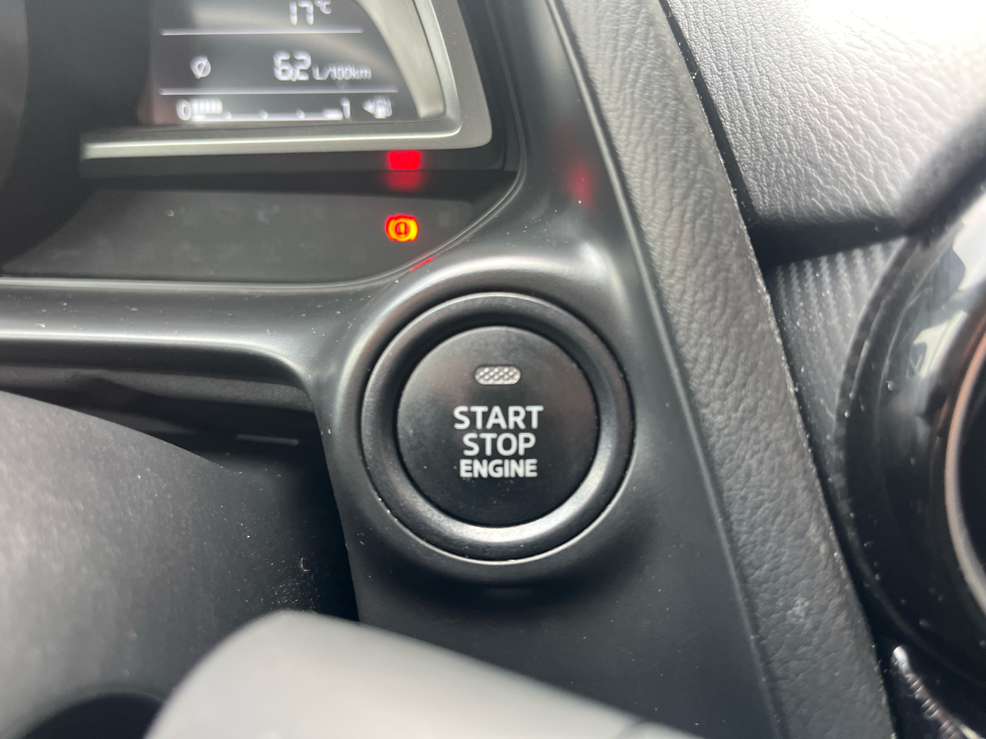 Billede af Mazda 2 1,5 Skyactiv-G Niseko 90HK 5d 6g Aut.