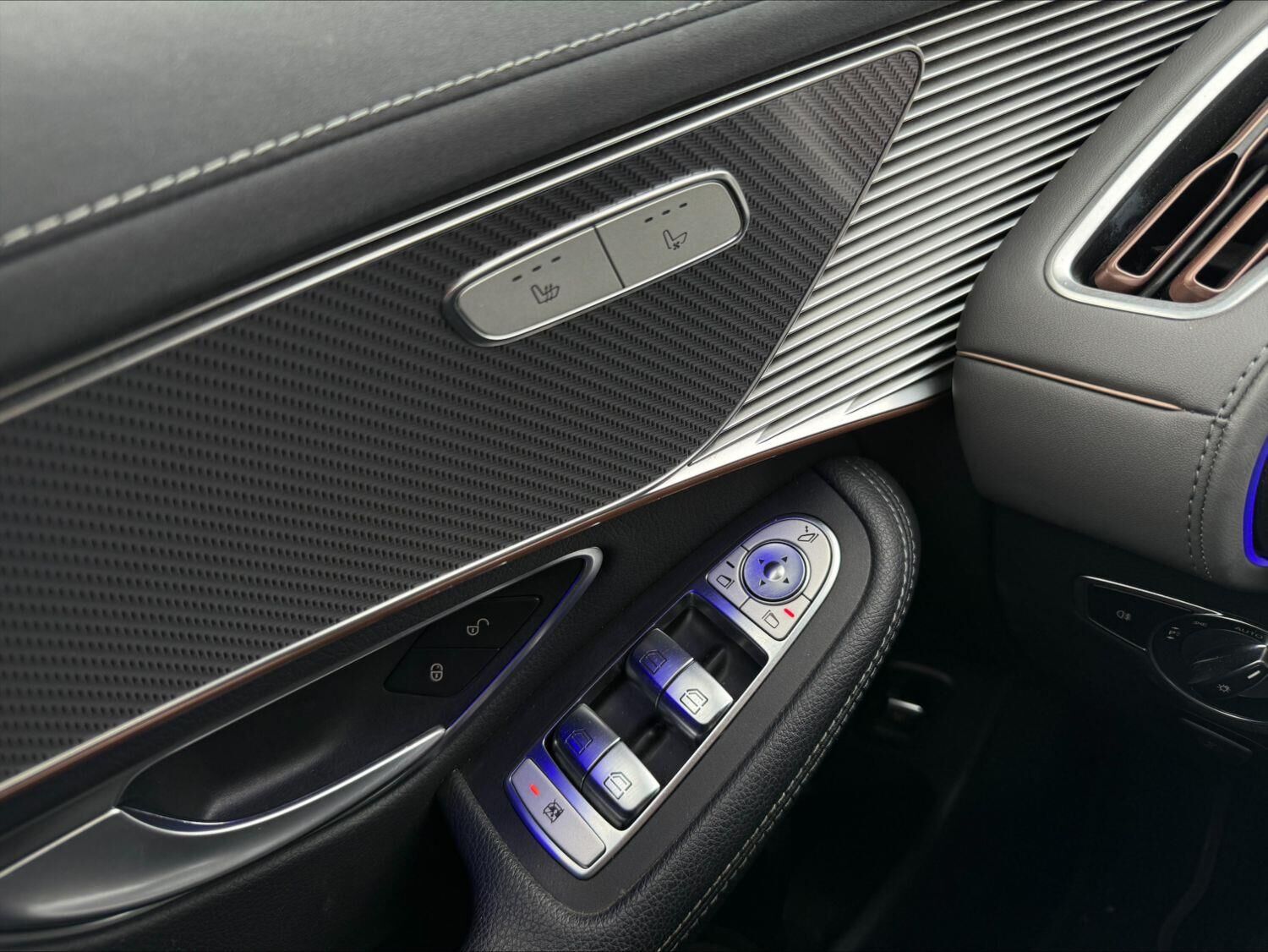 Billede af Mercedes-Benz EQC 400 EL 4Matic 408HK 5d Aut.