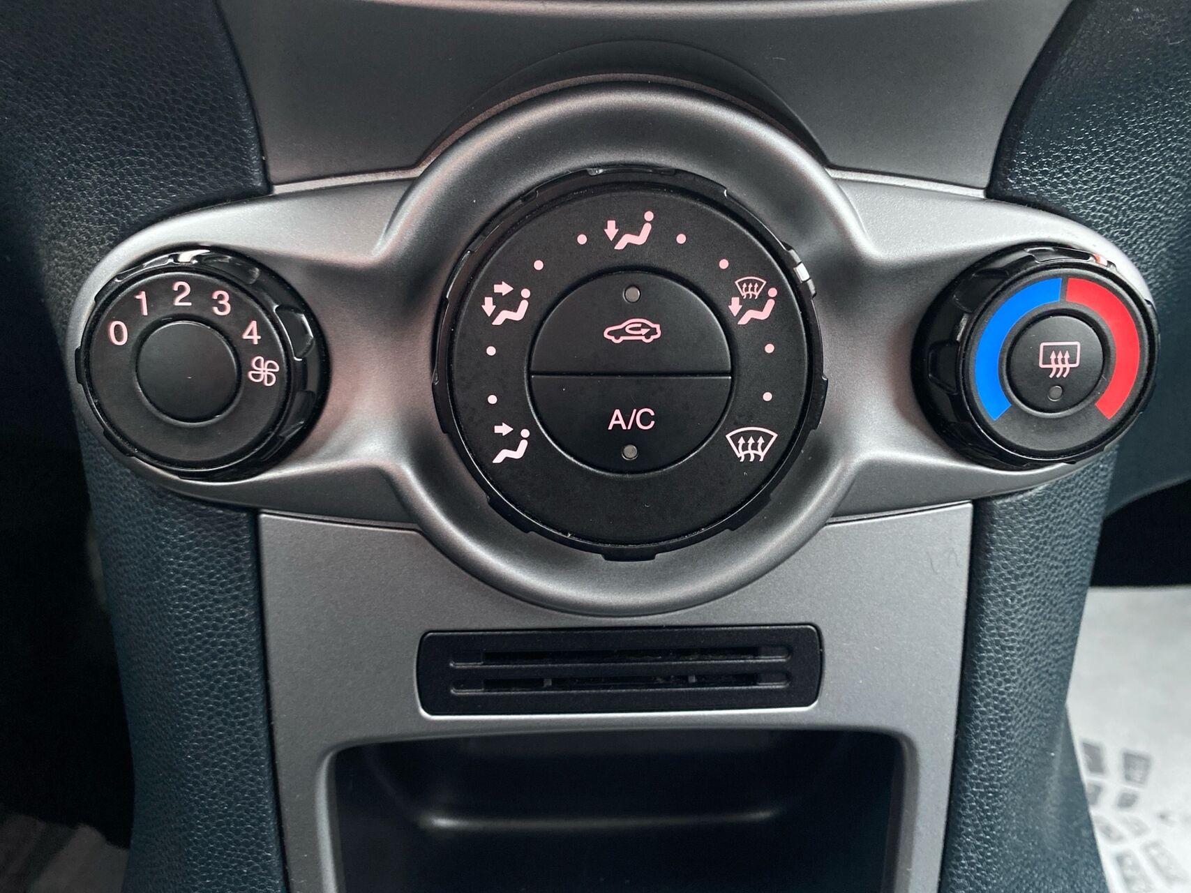 Billede af Ford Fiesta 1,25 Trend 60HK 3d