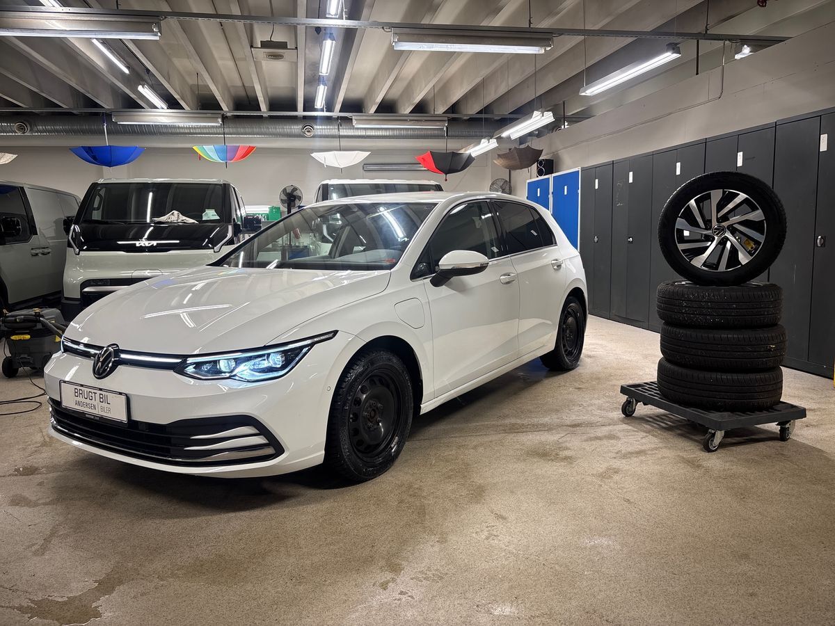 Billede af VW Golf 1,4 TSI eHybrid DSG 204HK 5d 6g Aut.