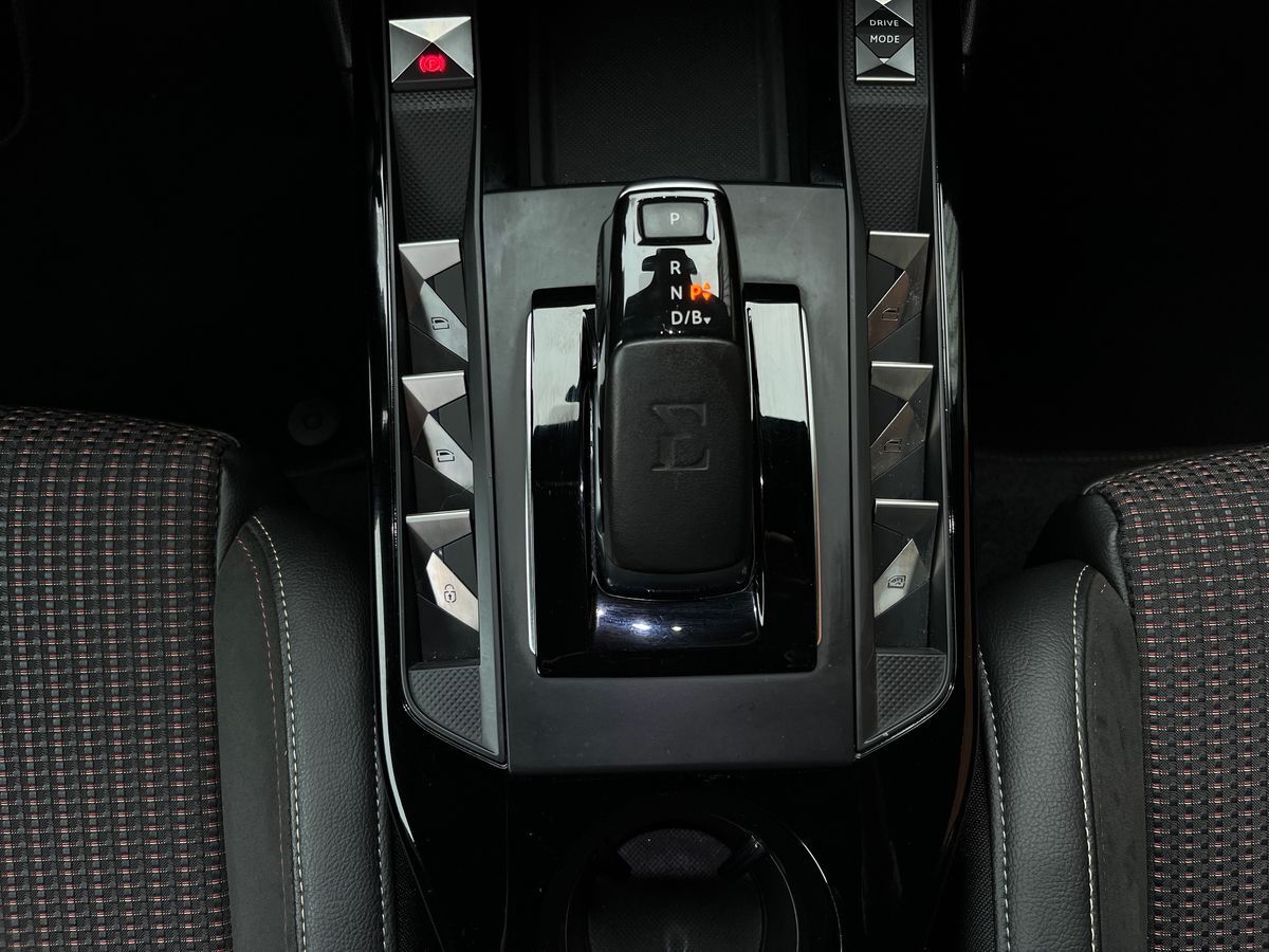 Billede af DS DS3 Crossback E-Tense Performance Line 136HK 5d Aut.